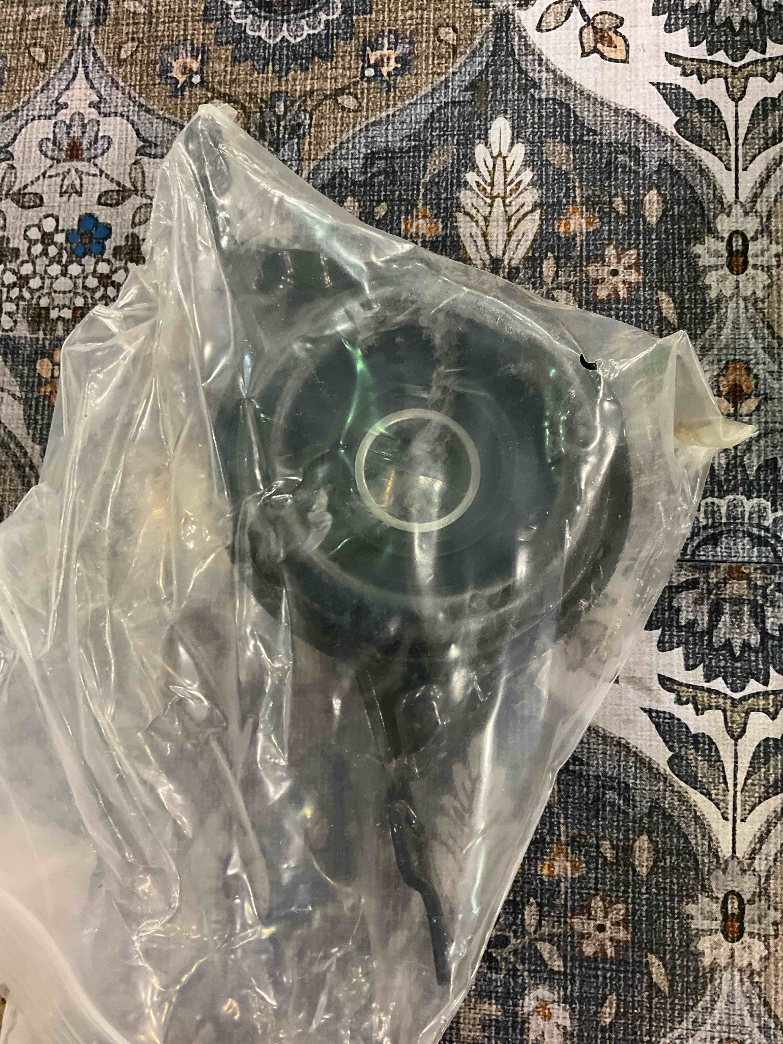 https://s3.amazonaws.com/lotting-images-prod/BargainHunt/EXS01331735_1713873519788.jpeg