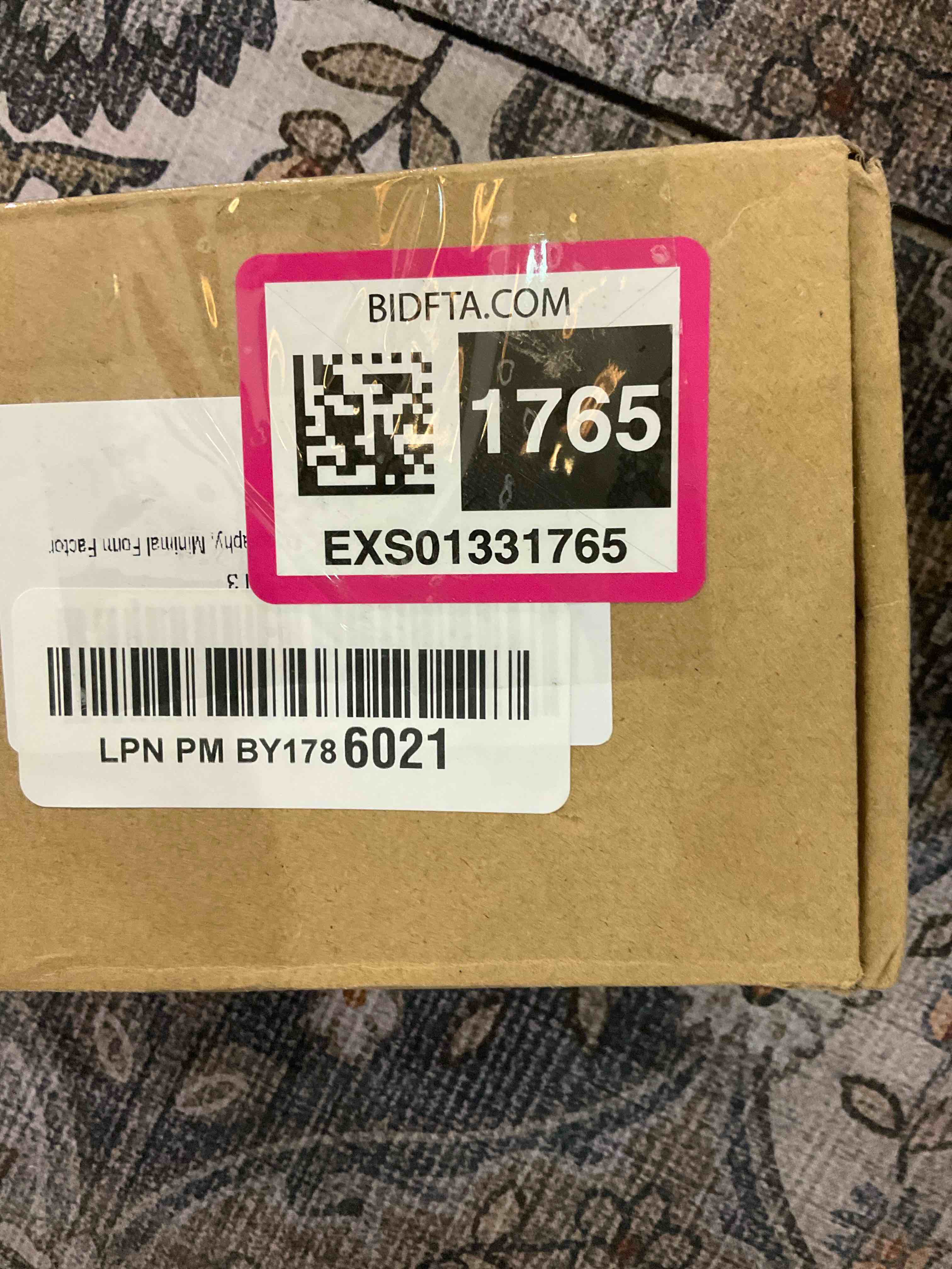 https://s3.amazonaws.com/lotting-images-prod/BargainHunt/EXS01331765_1713878853578.jpeg