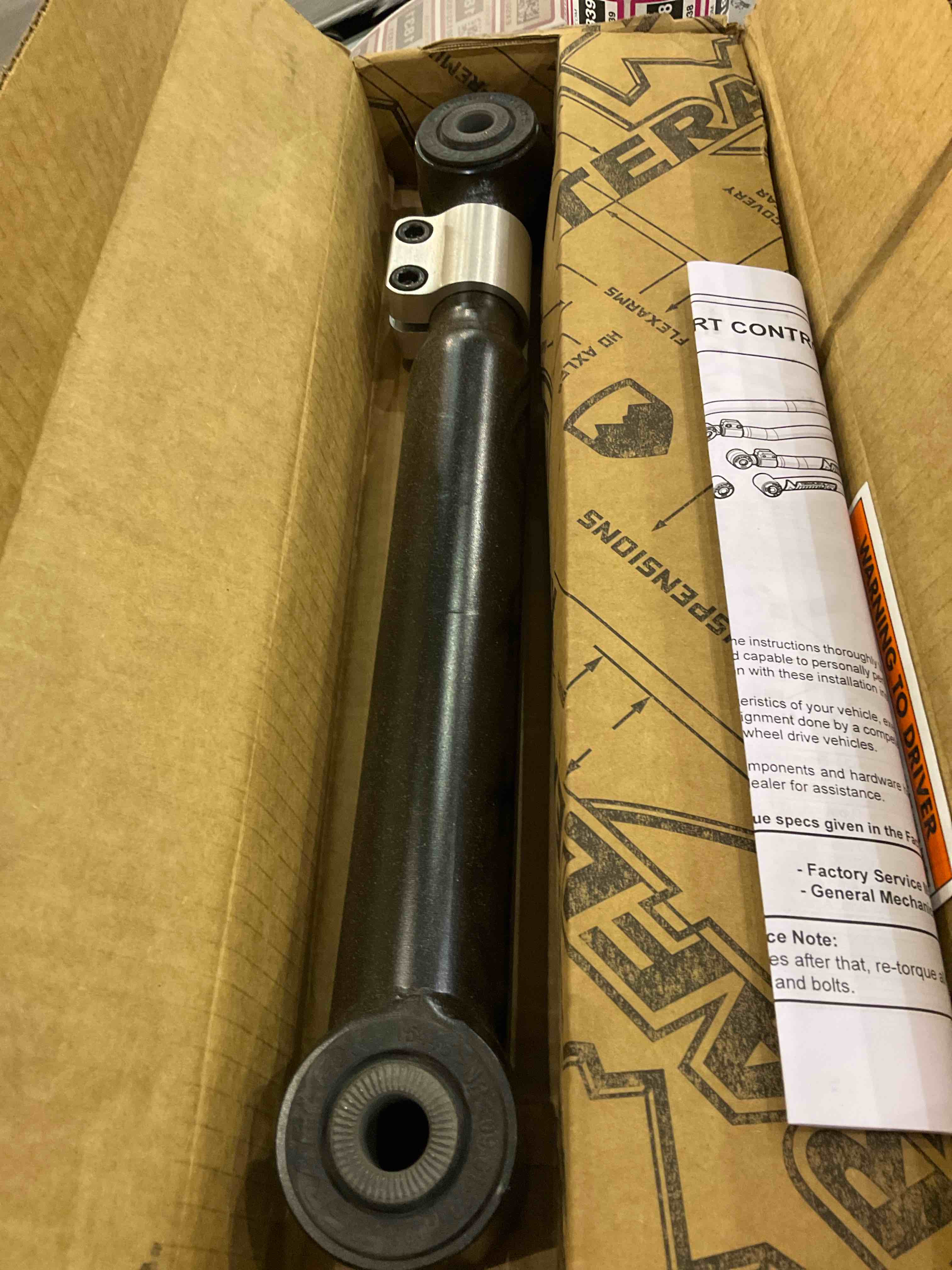 https://s3.amazonaws.com/lotting-images-prod/BargainHunt/EXS01331819_1715253356959.jpeg