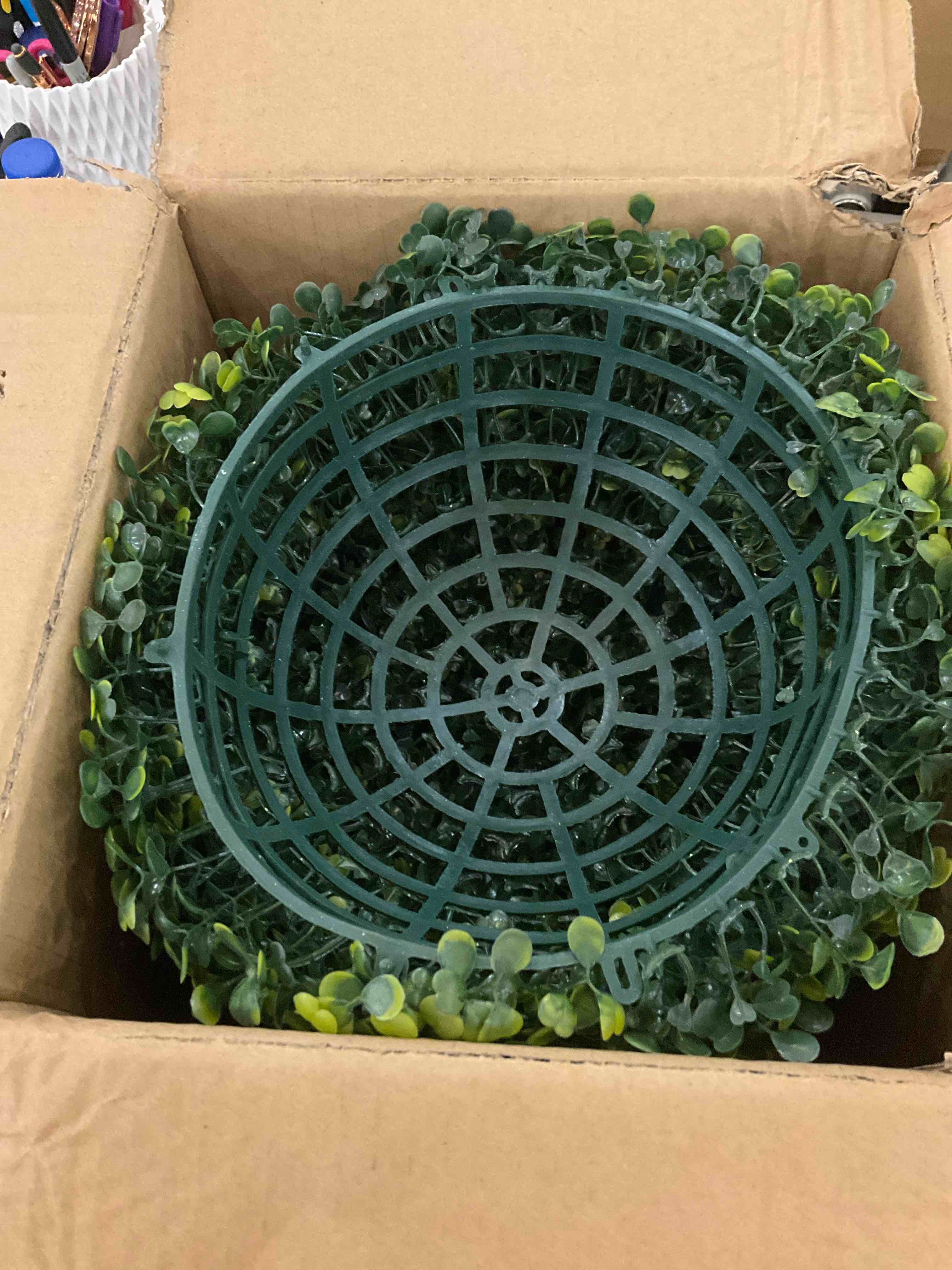 https://s3.amazonaws.com/lotting-images-prod/BargainHunt/EXS01331894_1715354617137.jpeg