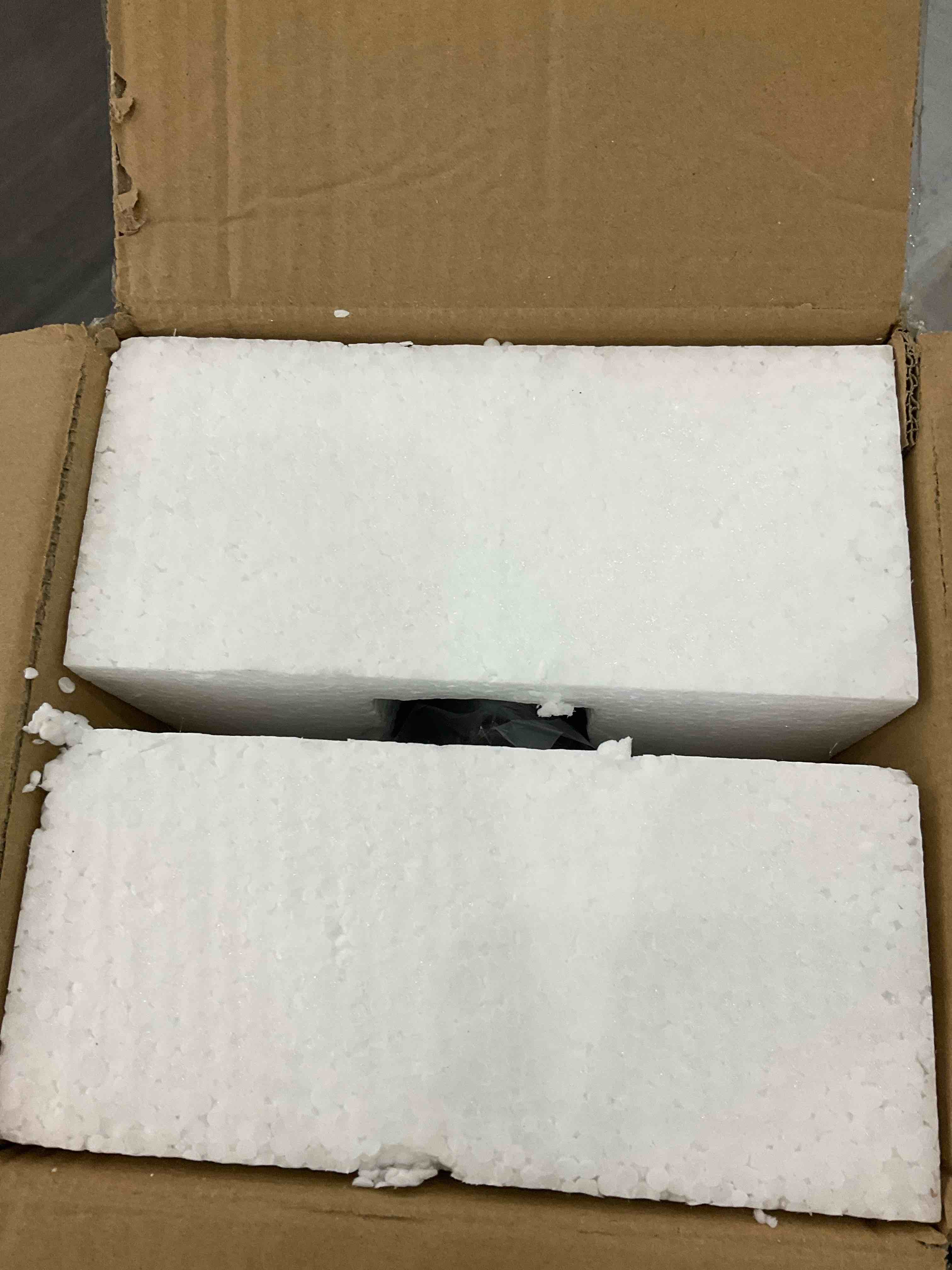 https://s3.amazonaws.com/lotting-images-prod/BargainHunt/EXS01331896_1715355020638.jpeg