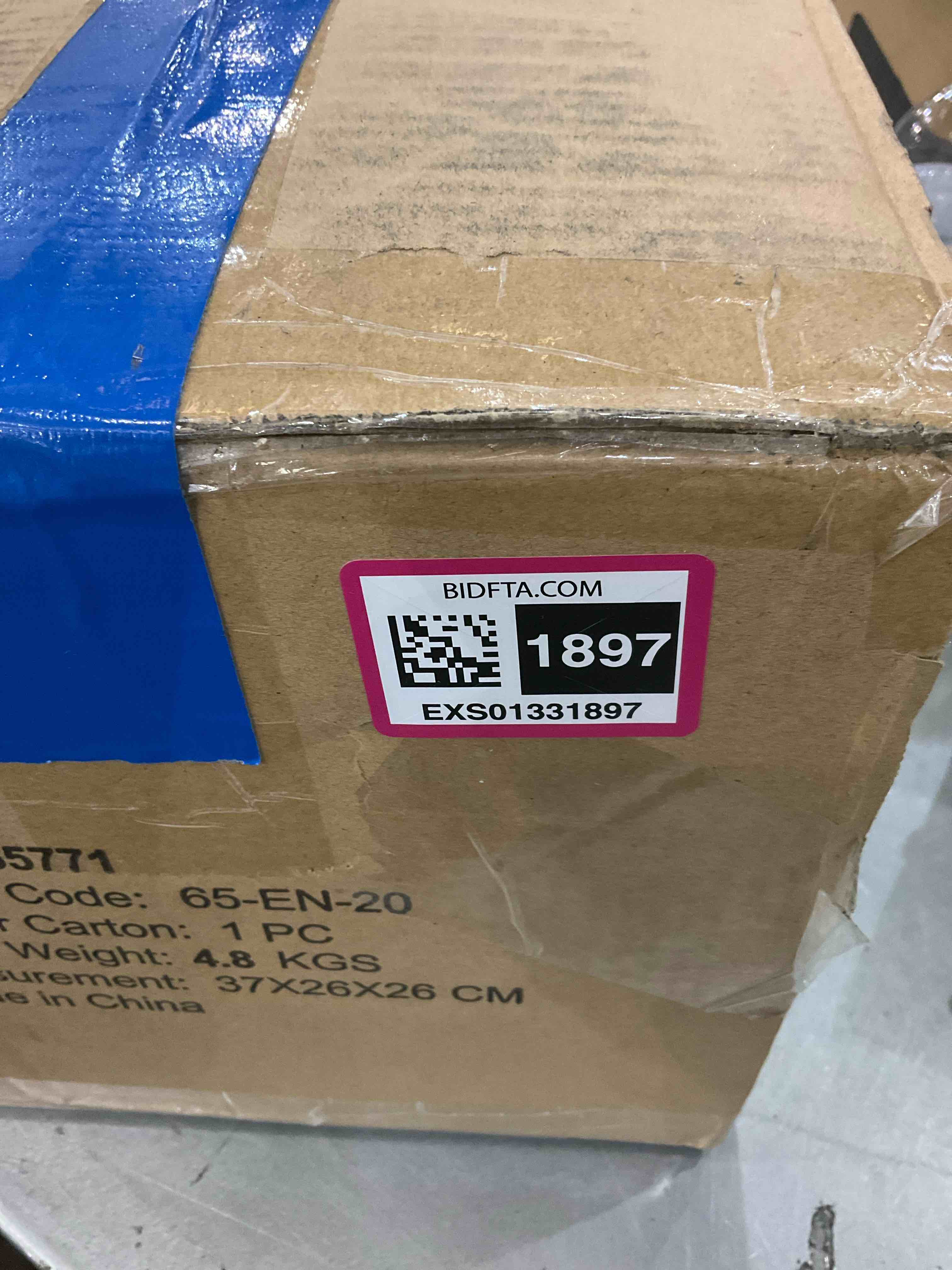 https://s3.amazonaws.com/lotting-images-prod/BargainHunt/EXS01331897_1715355132302.jpeg