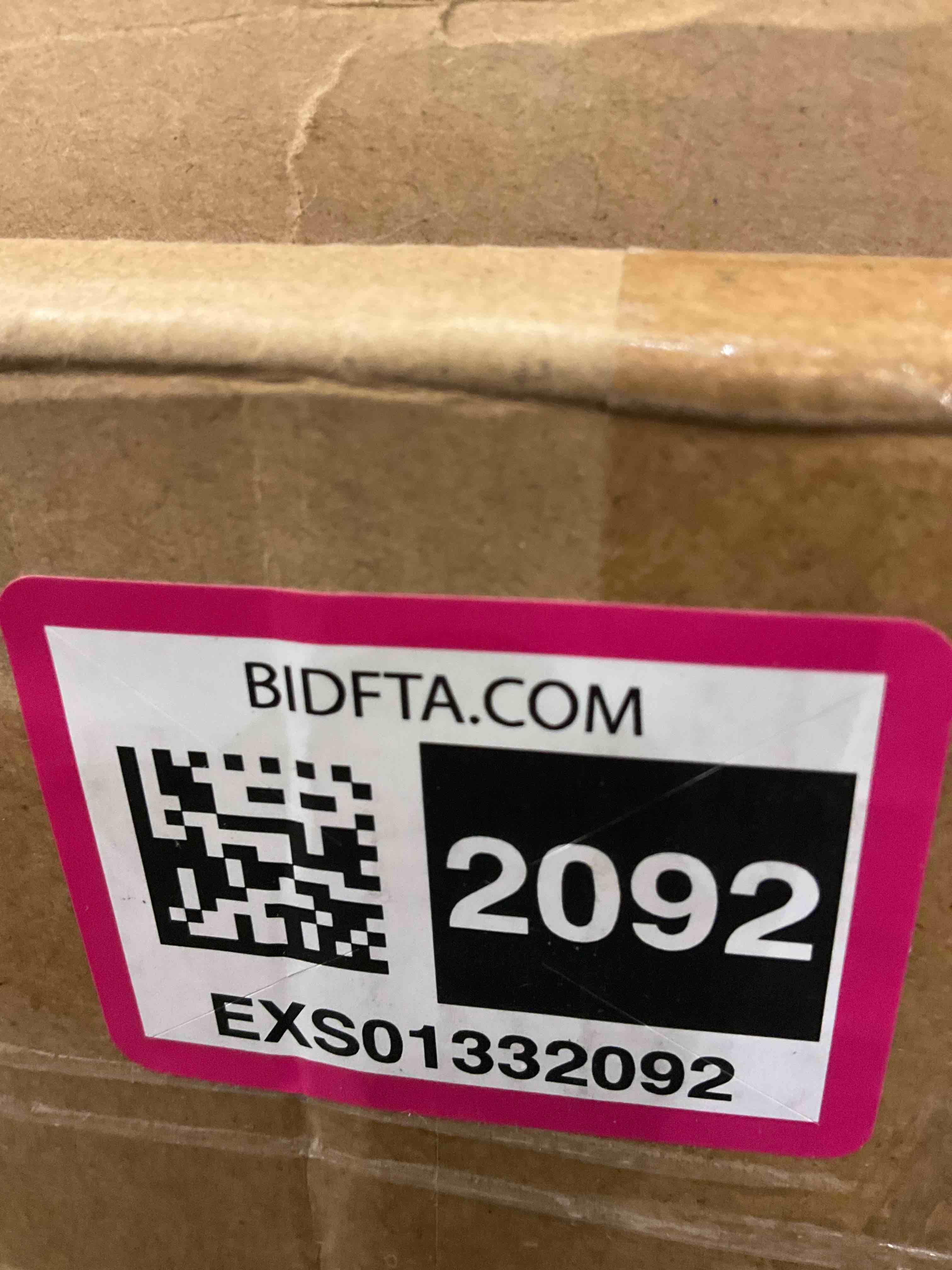 https://s3.amazonaws.com/lotting-images-prod/BargainHunt/EXS01332092_1713452142879.jpeg