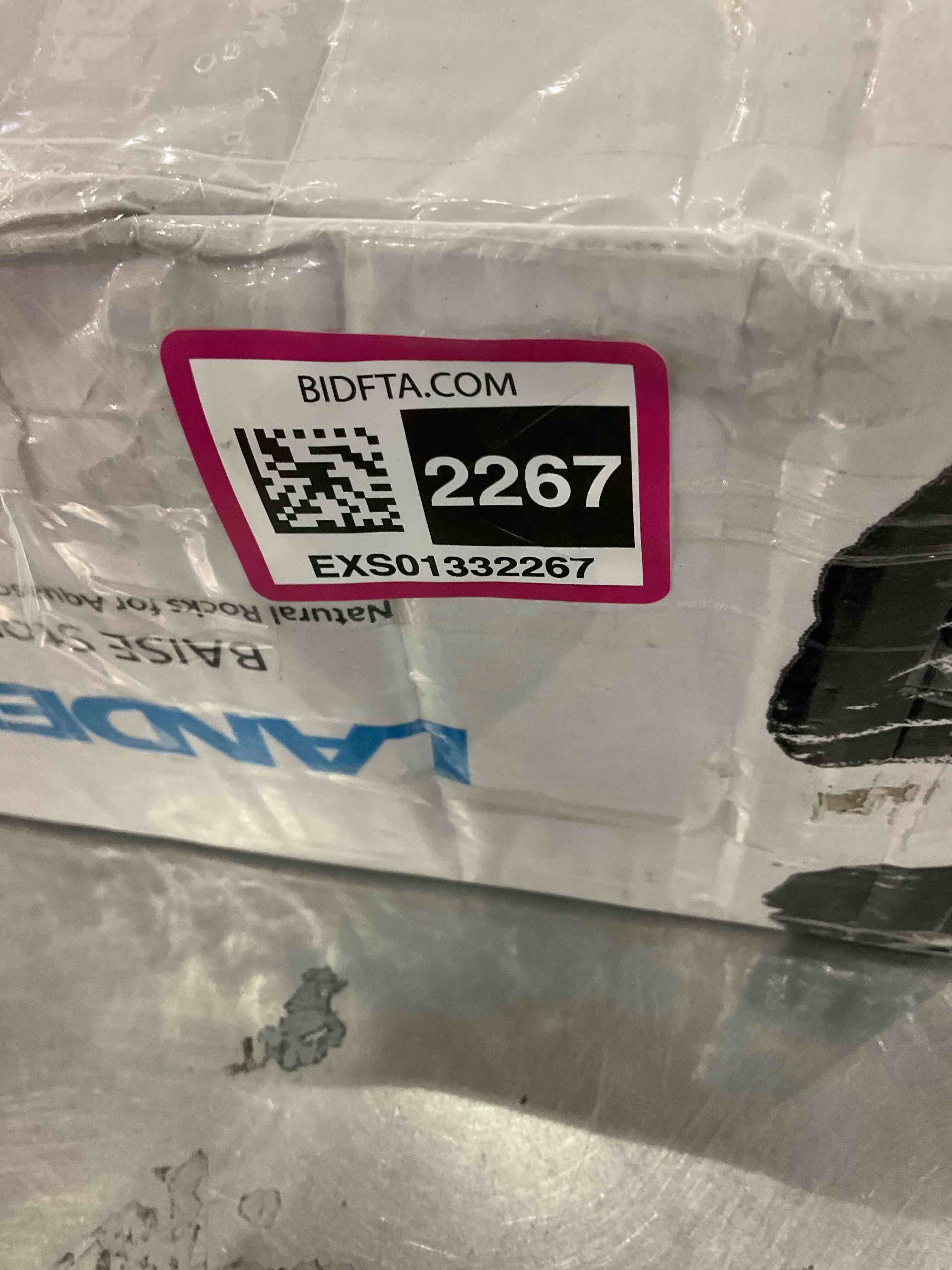 https://s3.amazonaws.com/lotting-images-prod/BargainHunt/EXS01332267_1713360917416.jpeg