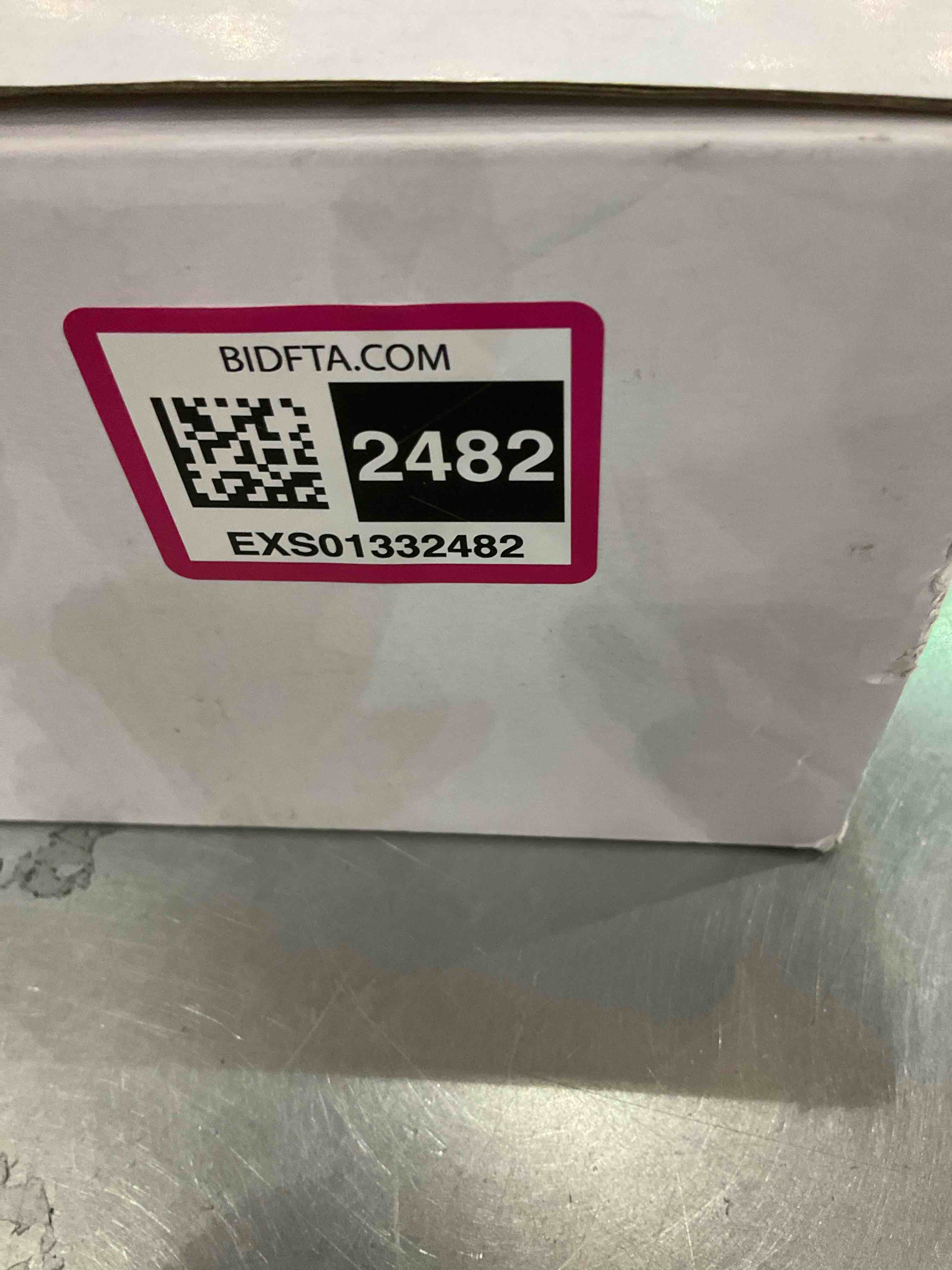 https://s3.amazonaws.com/lotting-images-prod/BargainHunt/EXS01332482_1713530489291.jpeg