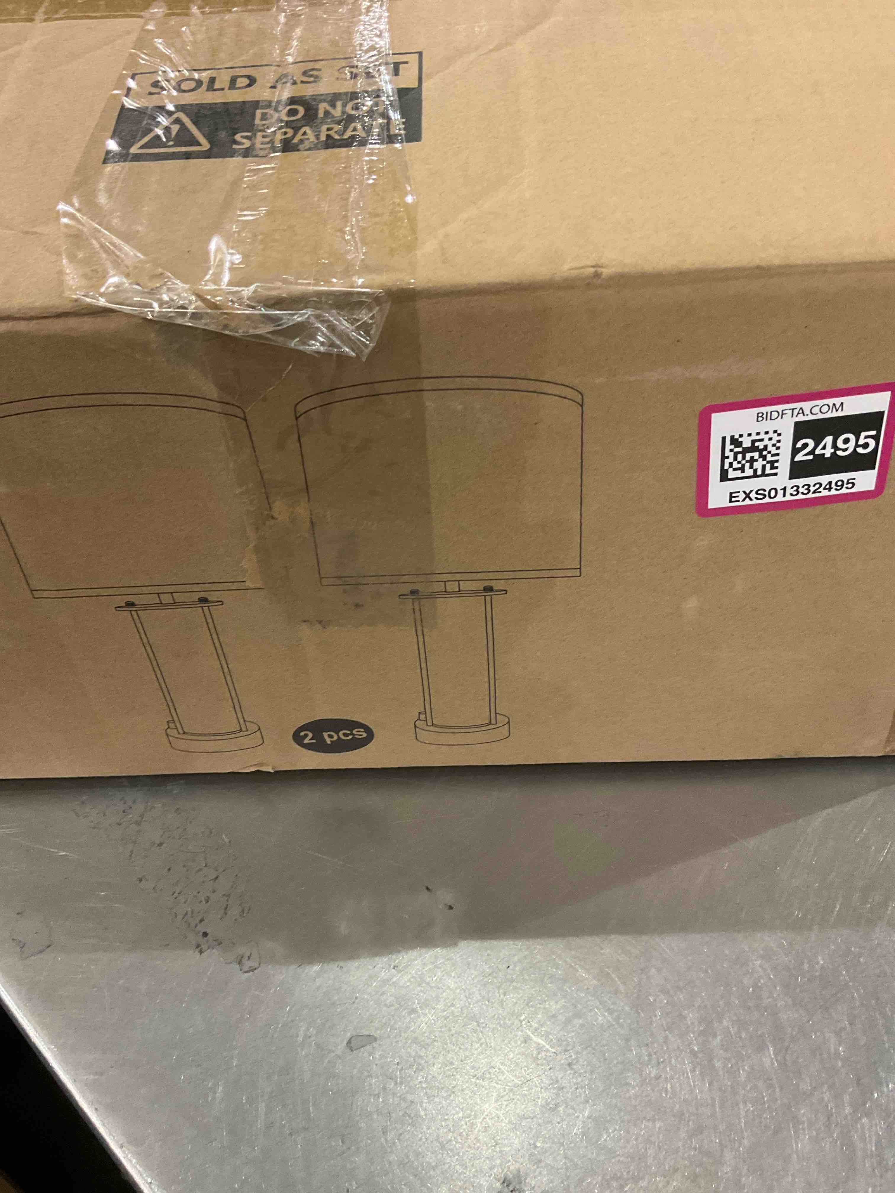 https://s3.amazonaws.com/lotting-images-prod/BargainHunt/EXS01332495_1713534680673.jpeg