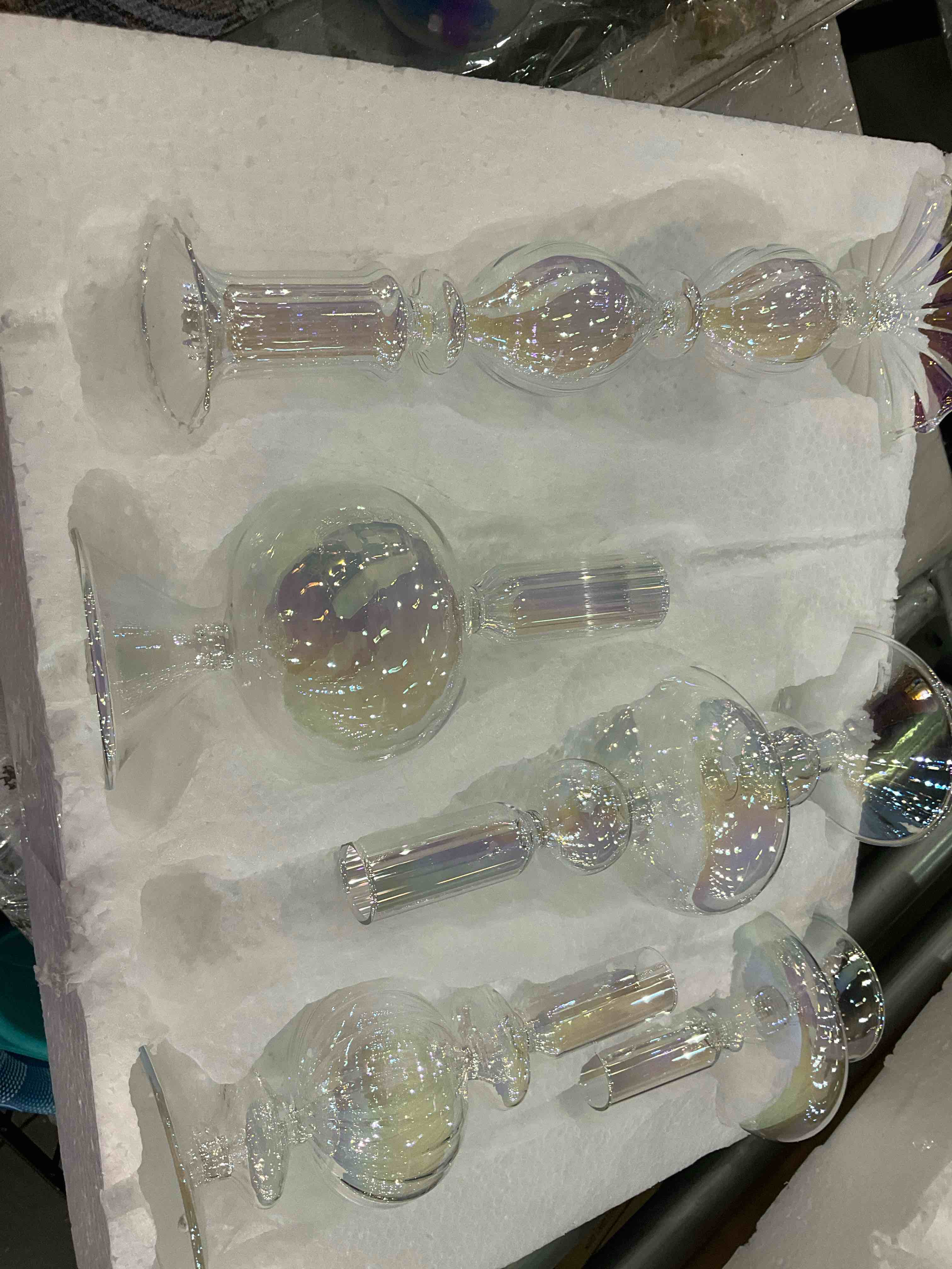 https://s3.amazonaws.com/lotting-images-prod/BargainHunt/EXS01332507_1712675928127.jpeg