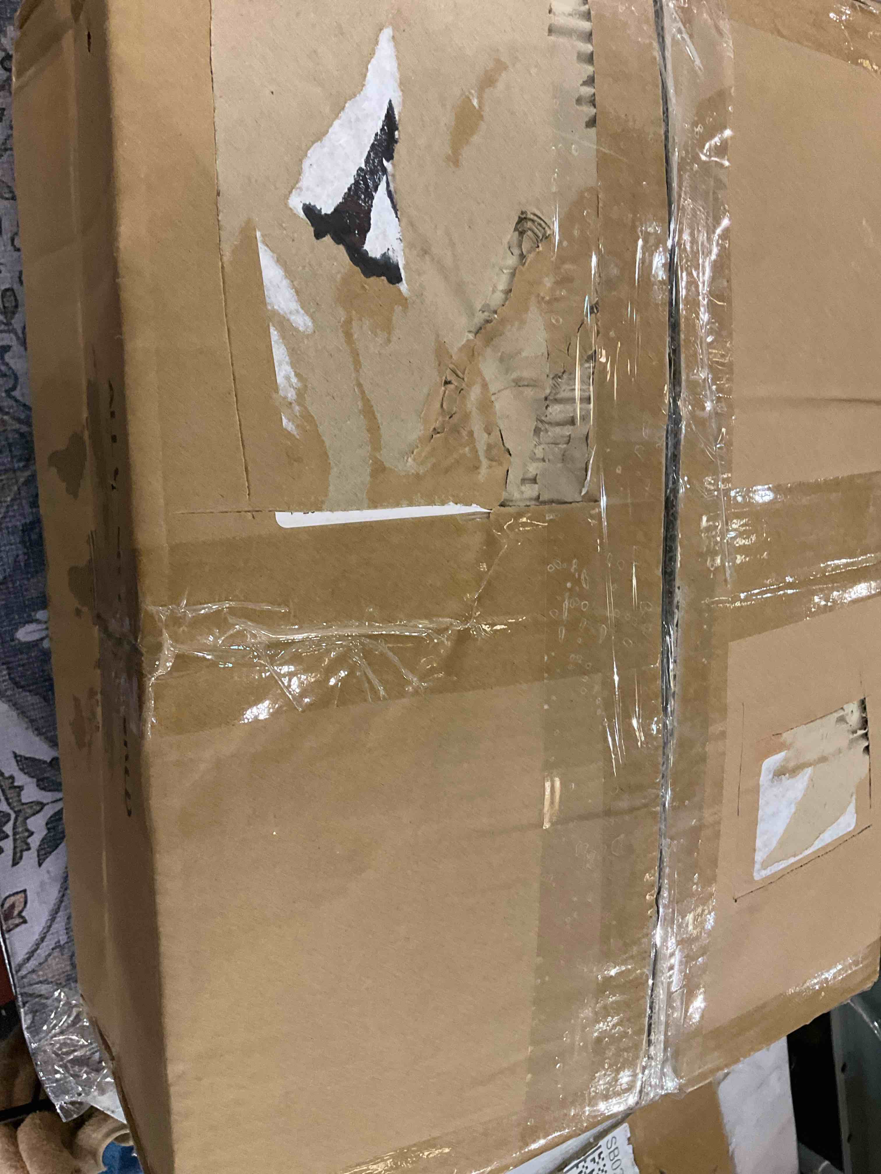 https://s3.amazonaws.com/lotting-images-prod/BargainHunt/EXS01332680_1712760557890.jpeg