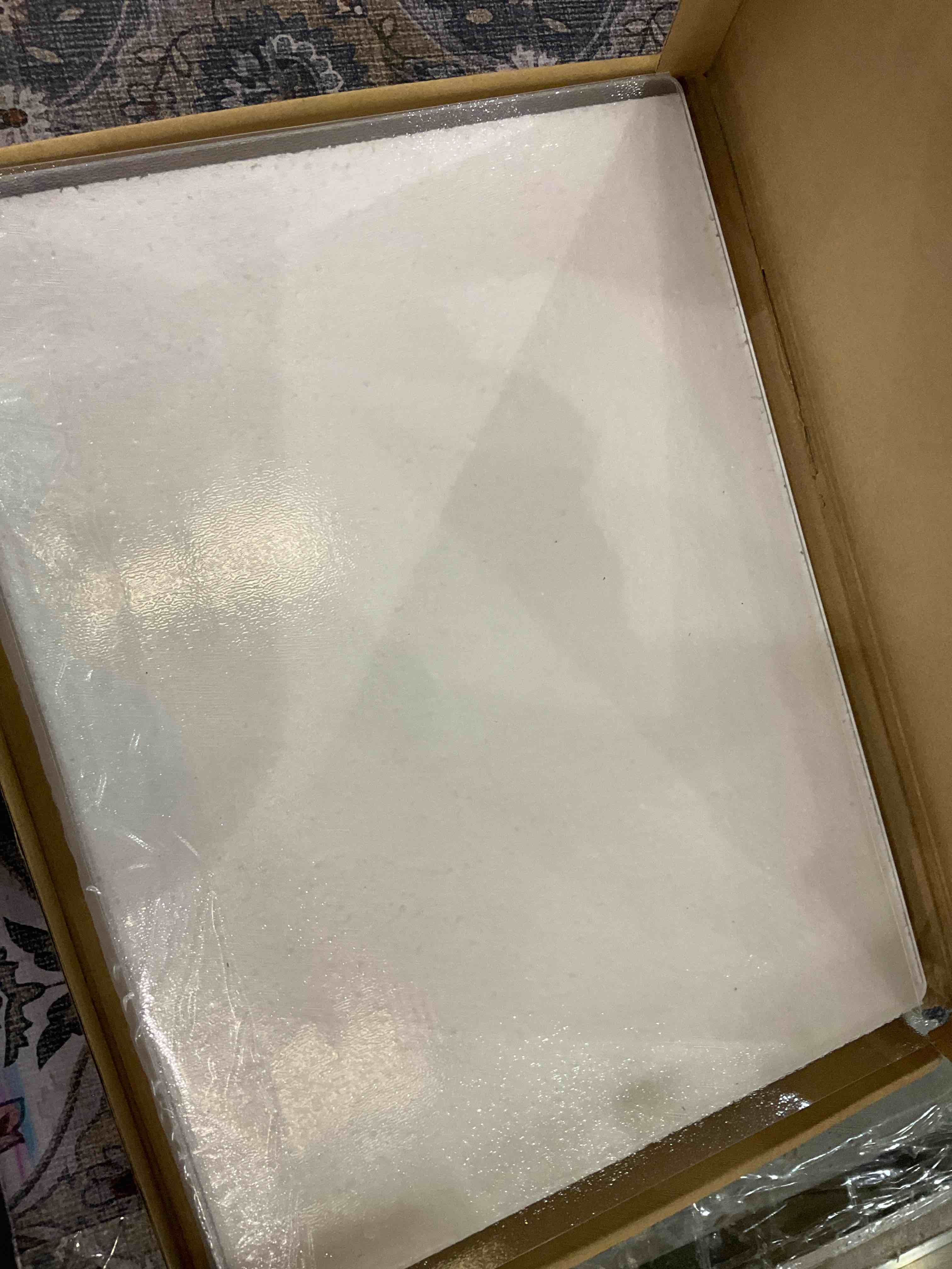 https://s3.amazonaws.com/lotting-images-prod/BargainHunt/EXS01332710_1712768905146.jpeg