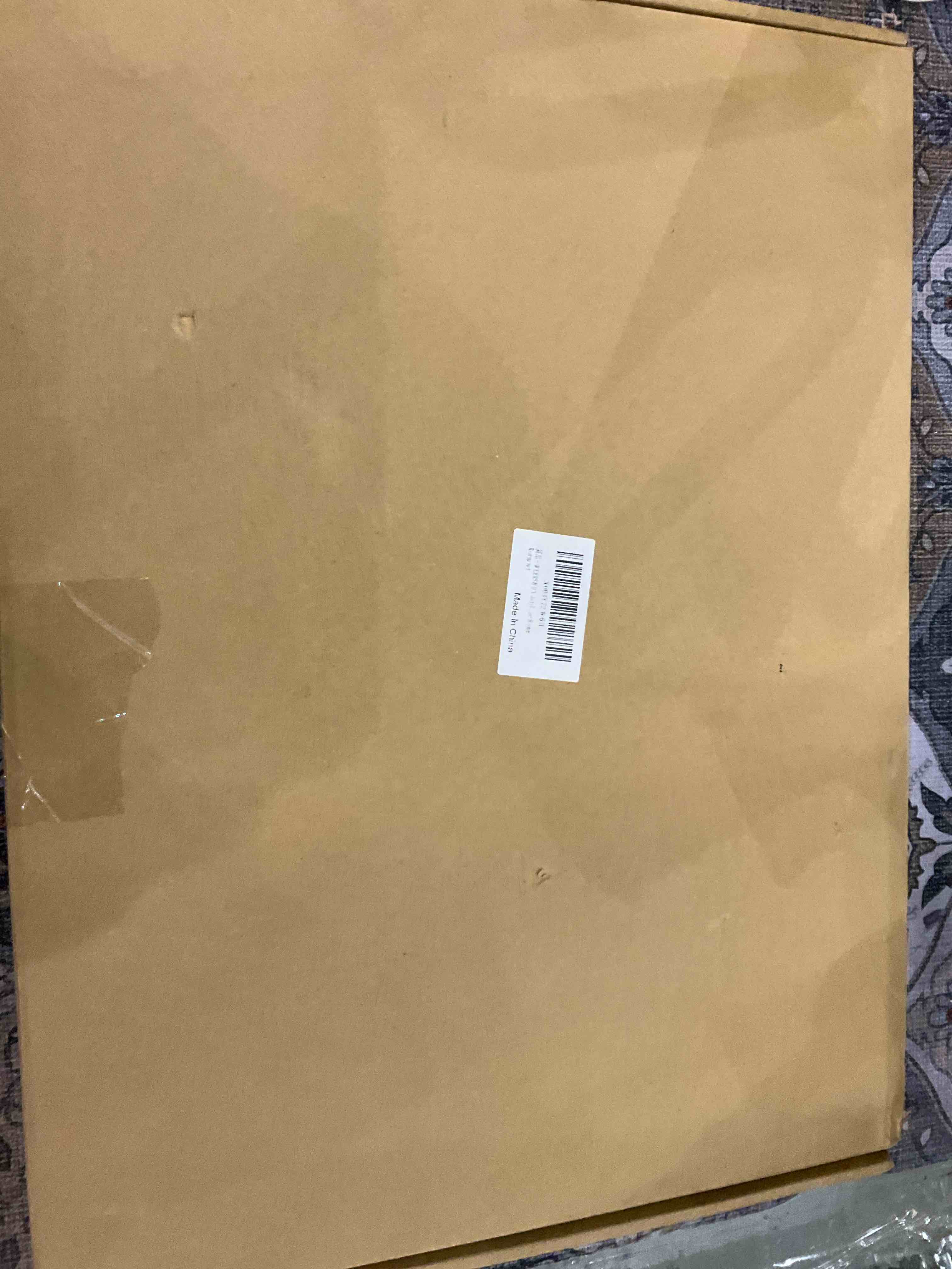 https://s3.amazonaws.com/lotting-images-prod/BargainHunt/EXS01332710_1712768919156.jpeg