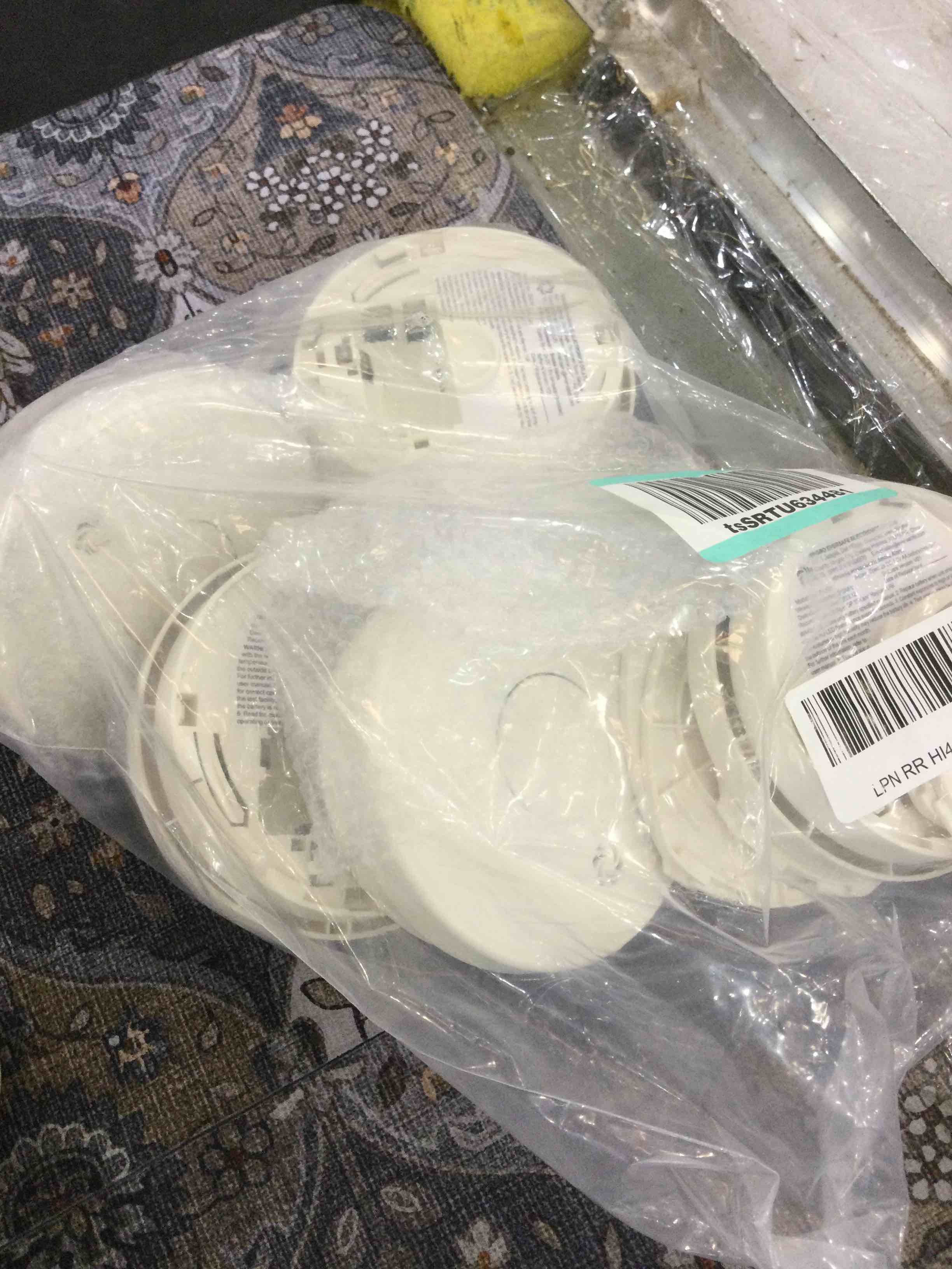 https://s3.amazonaws.com/lotting-images-prod/BargainHunt/EXS01332955_1713289698386.jpeg