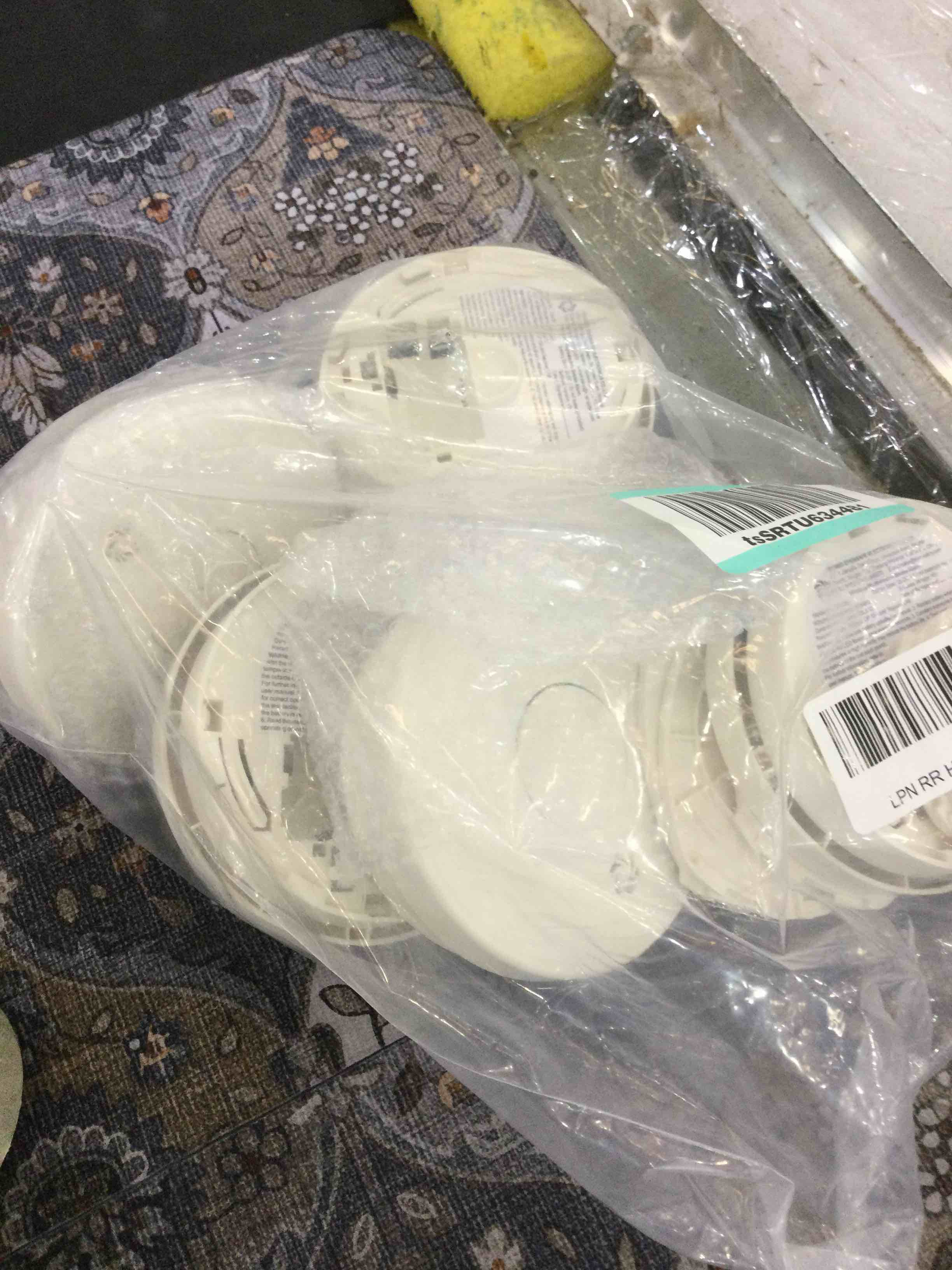 https://s3.amazonaws.com/lotting-images-prod/BargainHunt/EXS01332955_1713289700181.jpeg