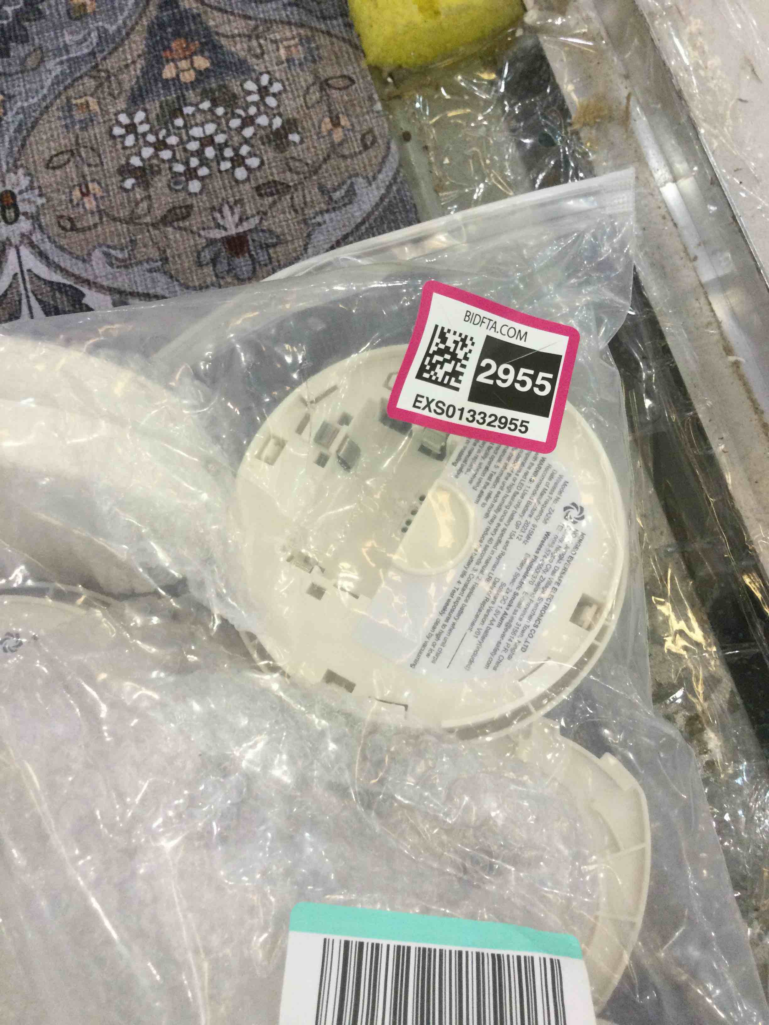 https://s3.amazonaws.com/lotting-images-prod/BargainHunt/EXS01332955_1713289708790.jpeg