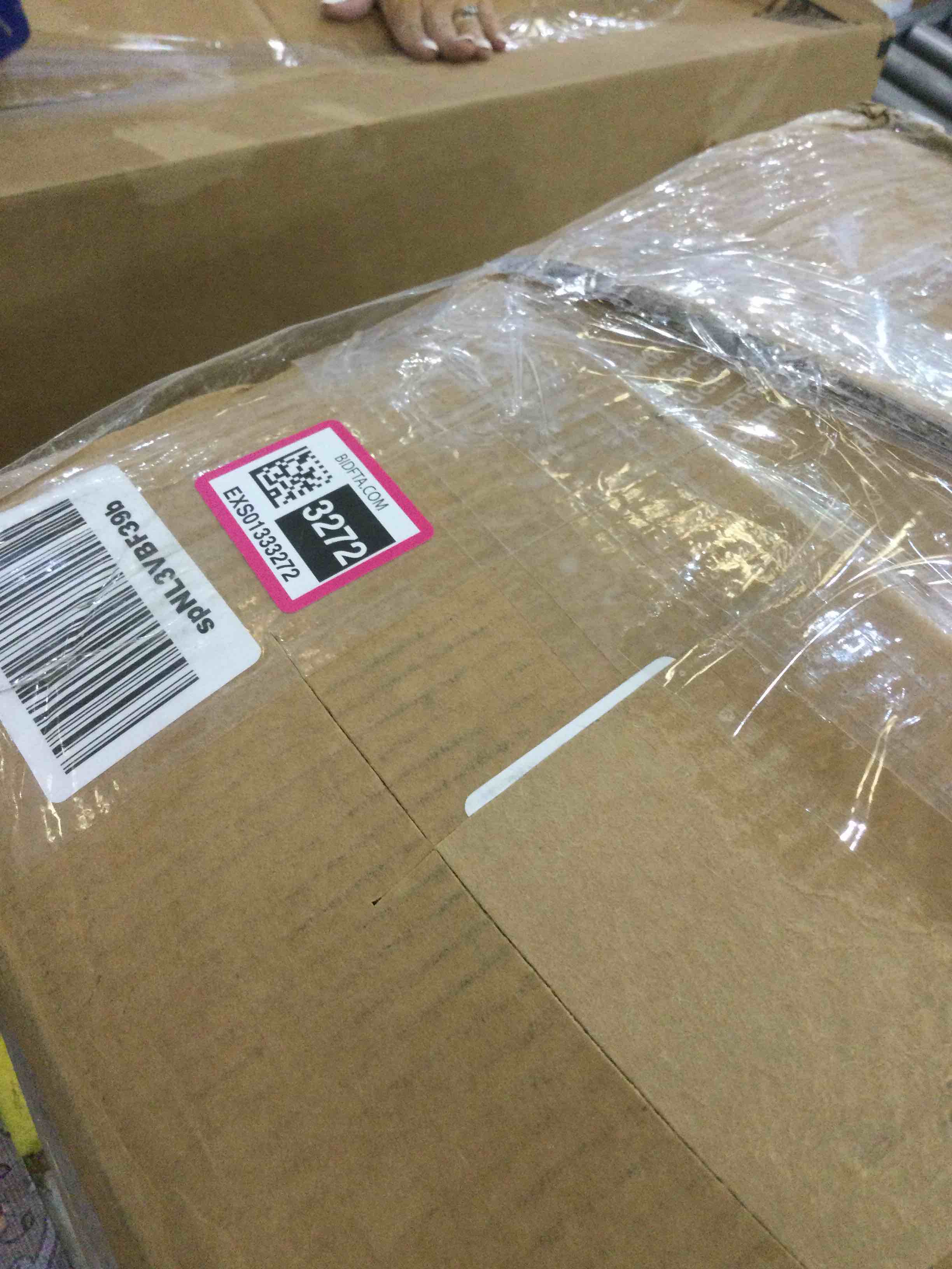 https://s3.amazonaws.com/lotting-images-prod/BargainHunt/EXS01333272_1714150292168.jpeg