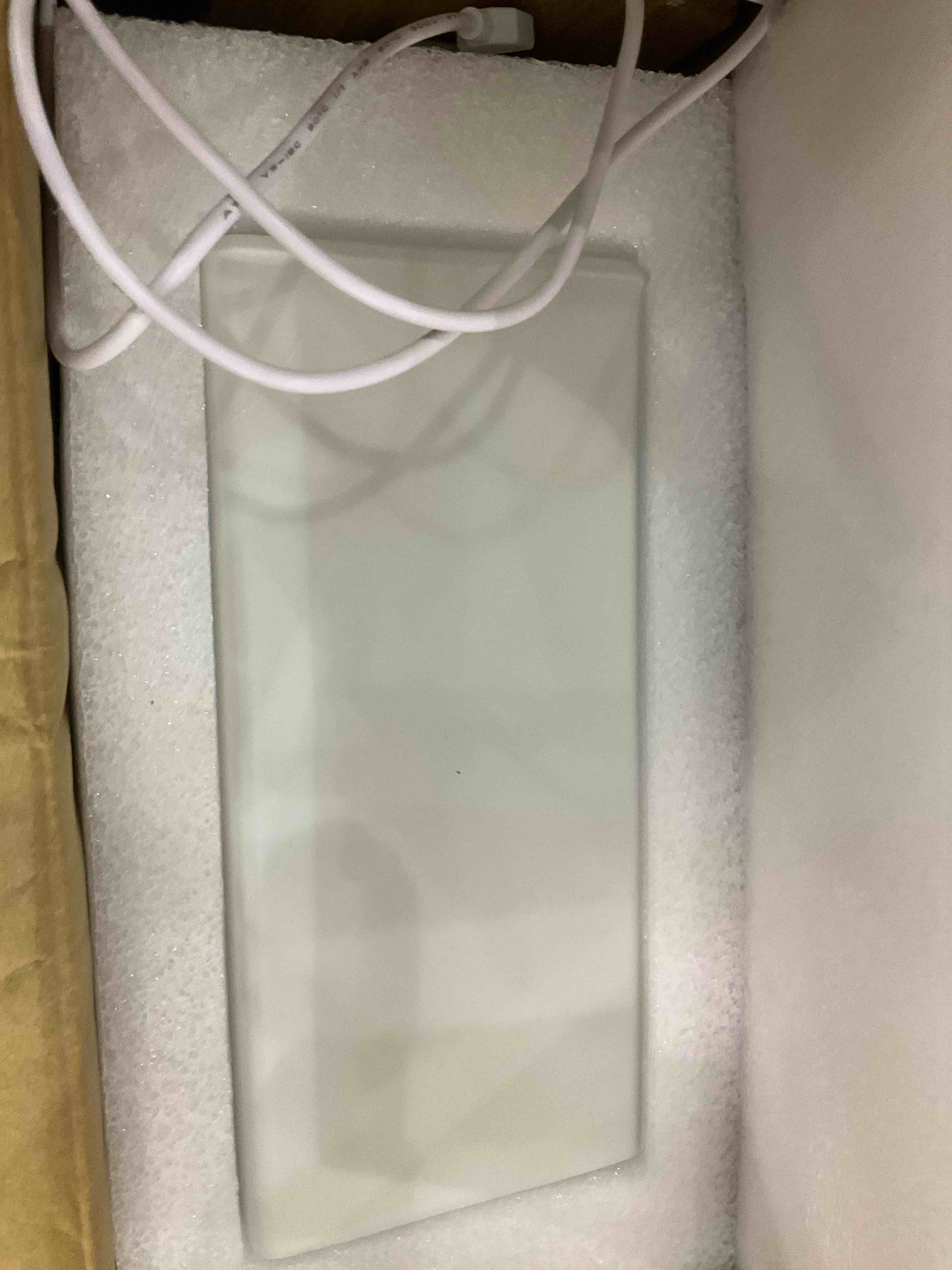 https://s3.amazonaws.com/lotting-images-prod/BargainHunt/EXS01333520_1712758651825.jpeg