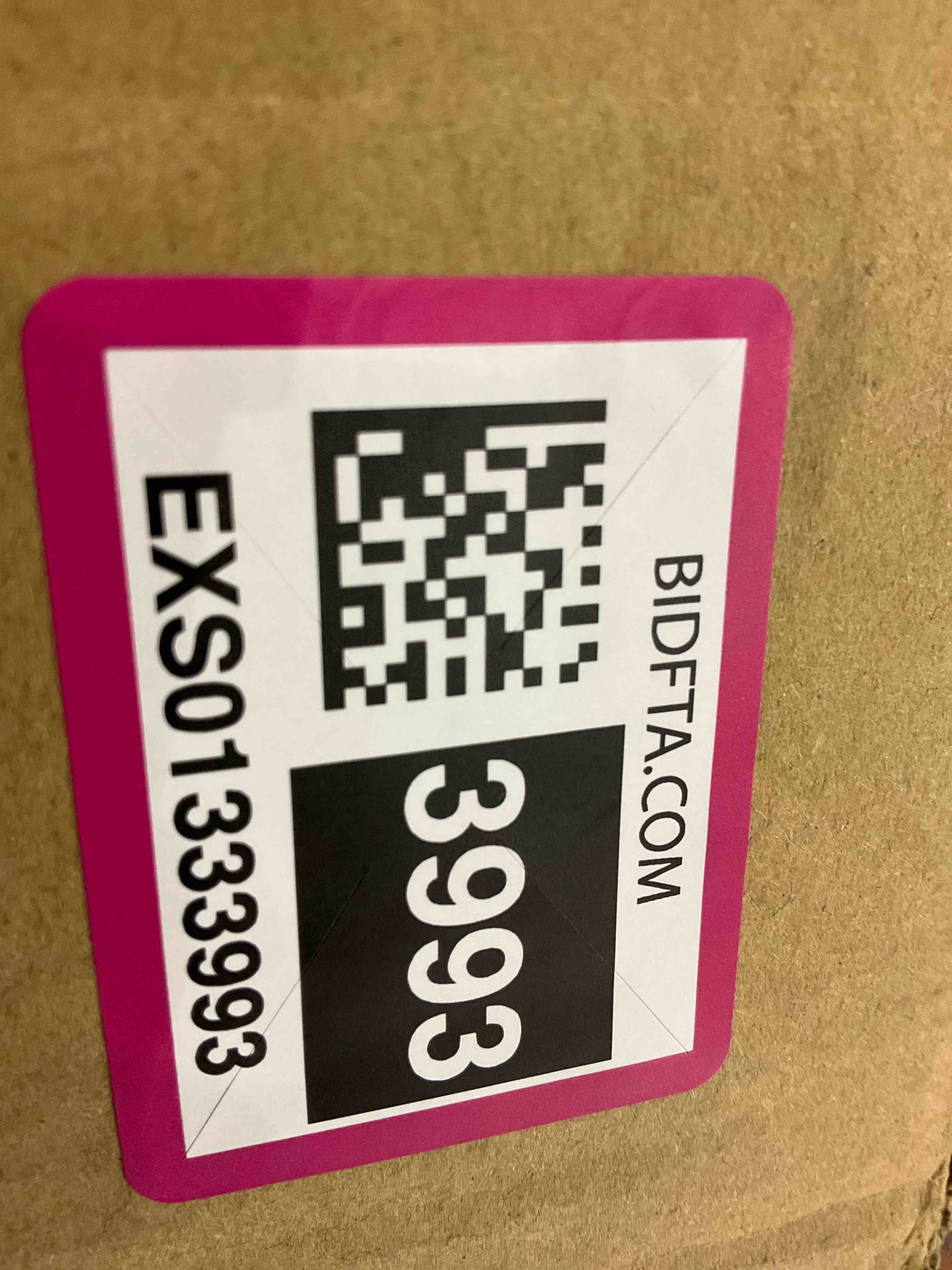 https://s3.amazonaws.com/lotting-images-prod/BargainHunt/EXS01333993_1713447242978.jpeg