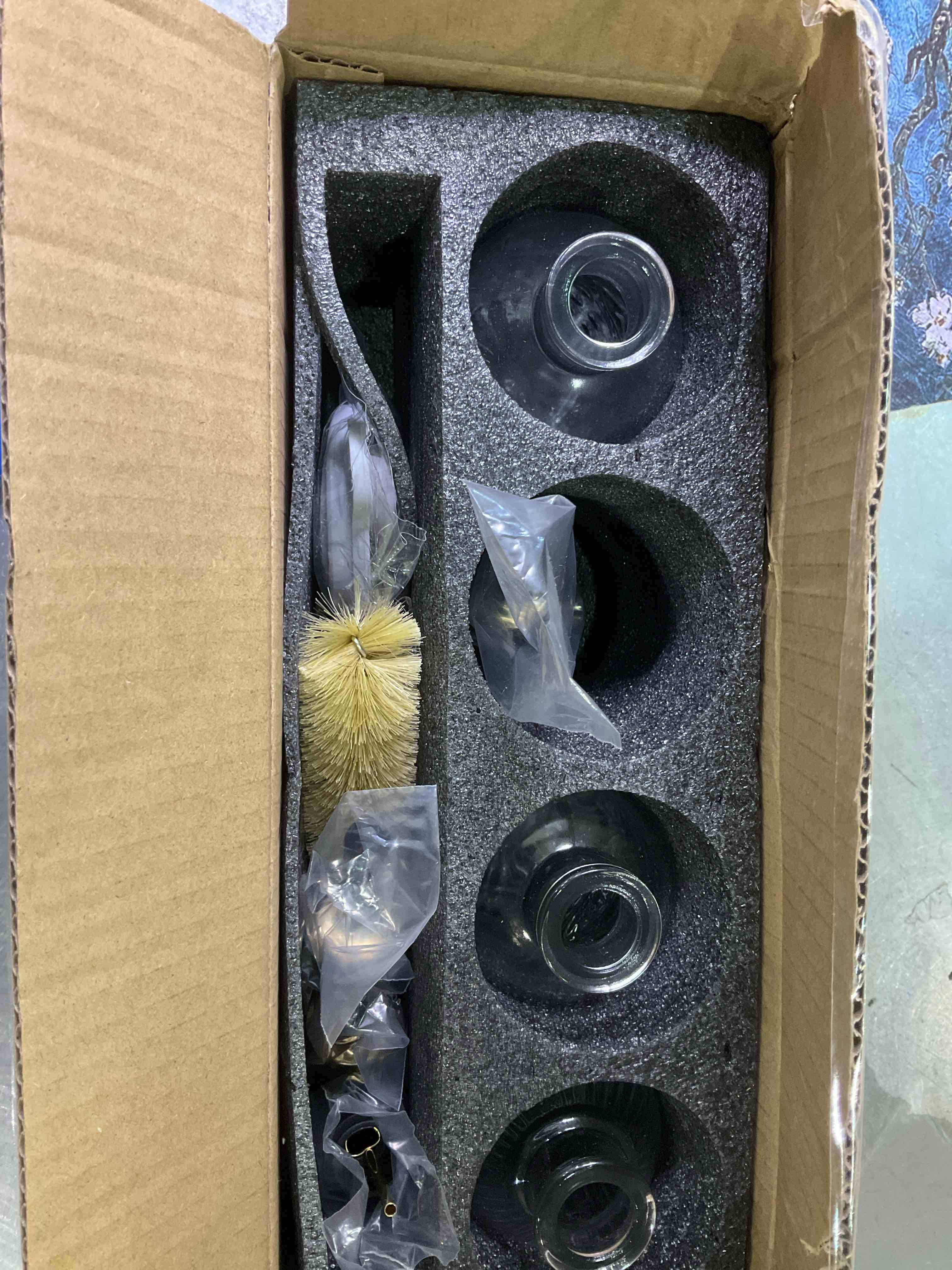 https://s3.amazonaws.com/lotting-images-prod/BargainHunt/EXS01334048_1712747810233.jpeg
