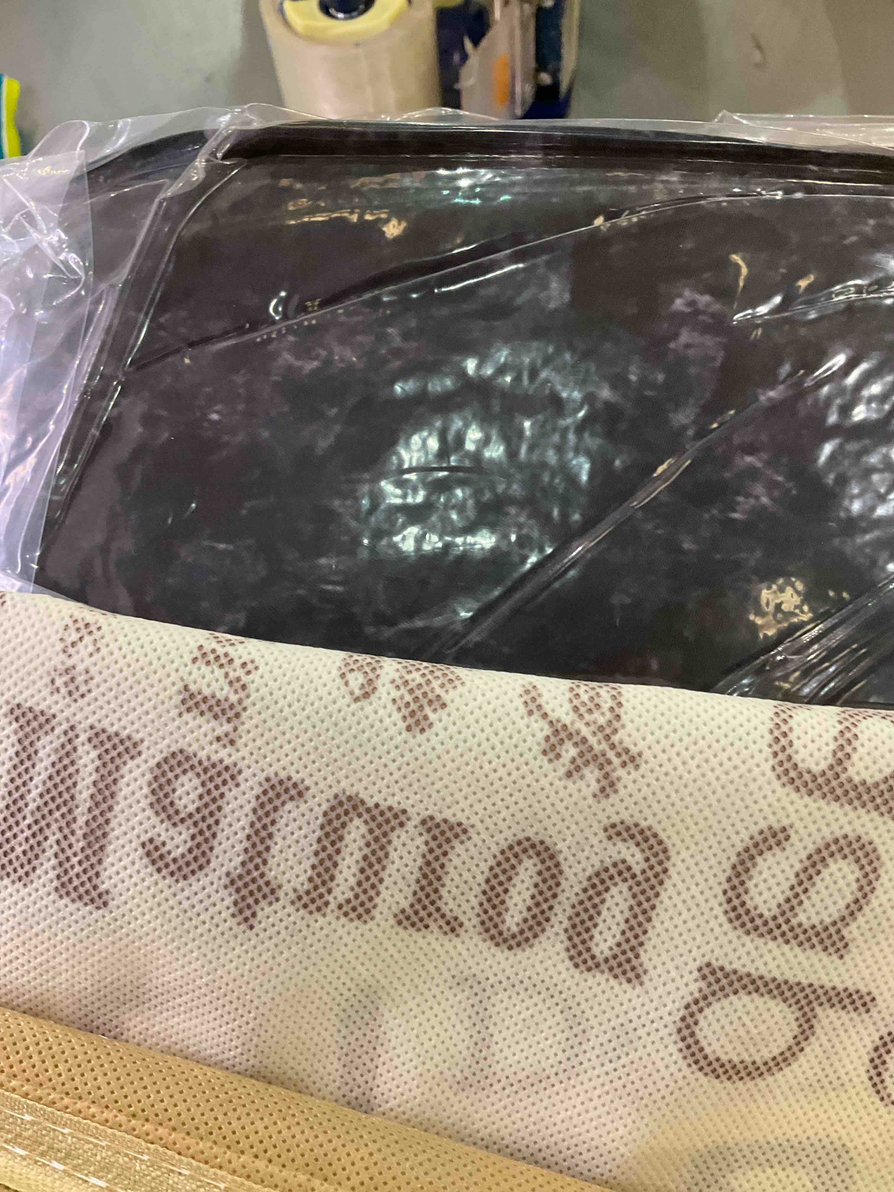 https://s3.amazonaws.com/lotting-images-prod/BargainHunt/EXS01334100_1712759520539.jpeg