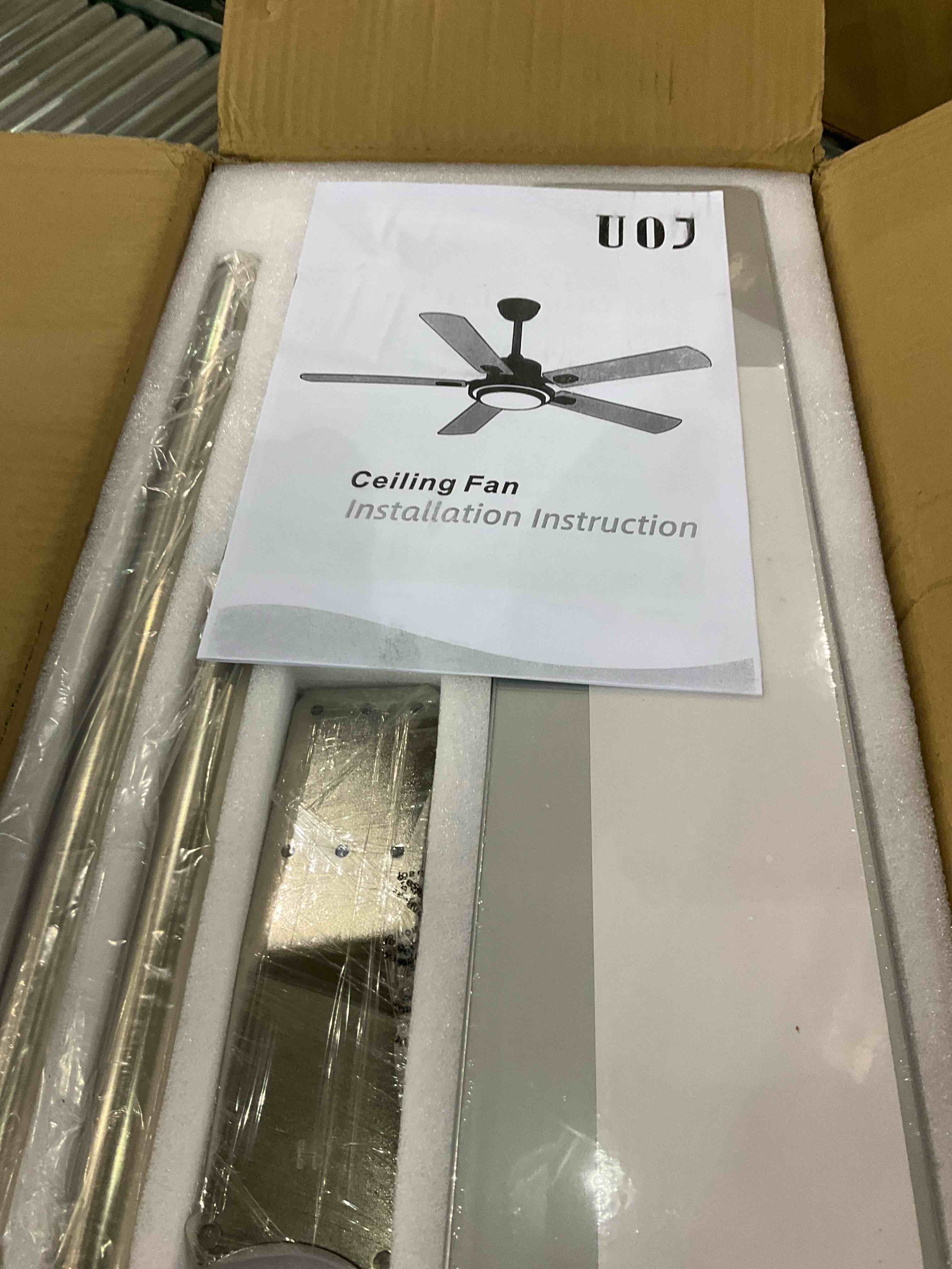 https://s3.amazonaws.com/lotting-images-prod/BargainHunt/EXS01334278_1713269906388.jpeg