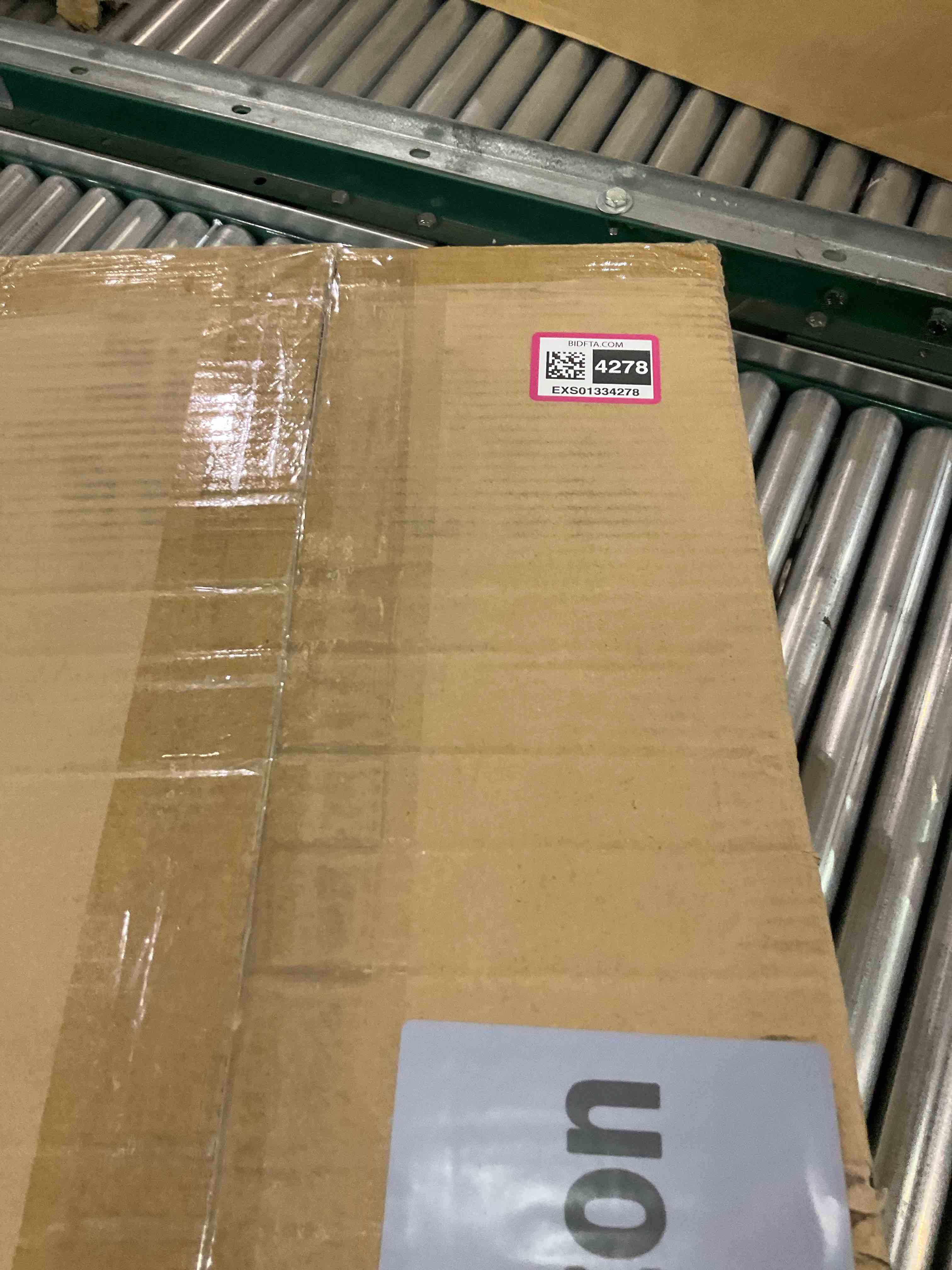 https://s3.amazonaws.com/lotting-images-prod/BargainHunt/EXS01334278_1713269931666.jpeg