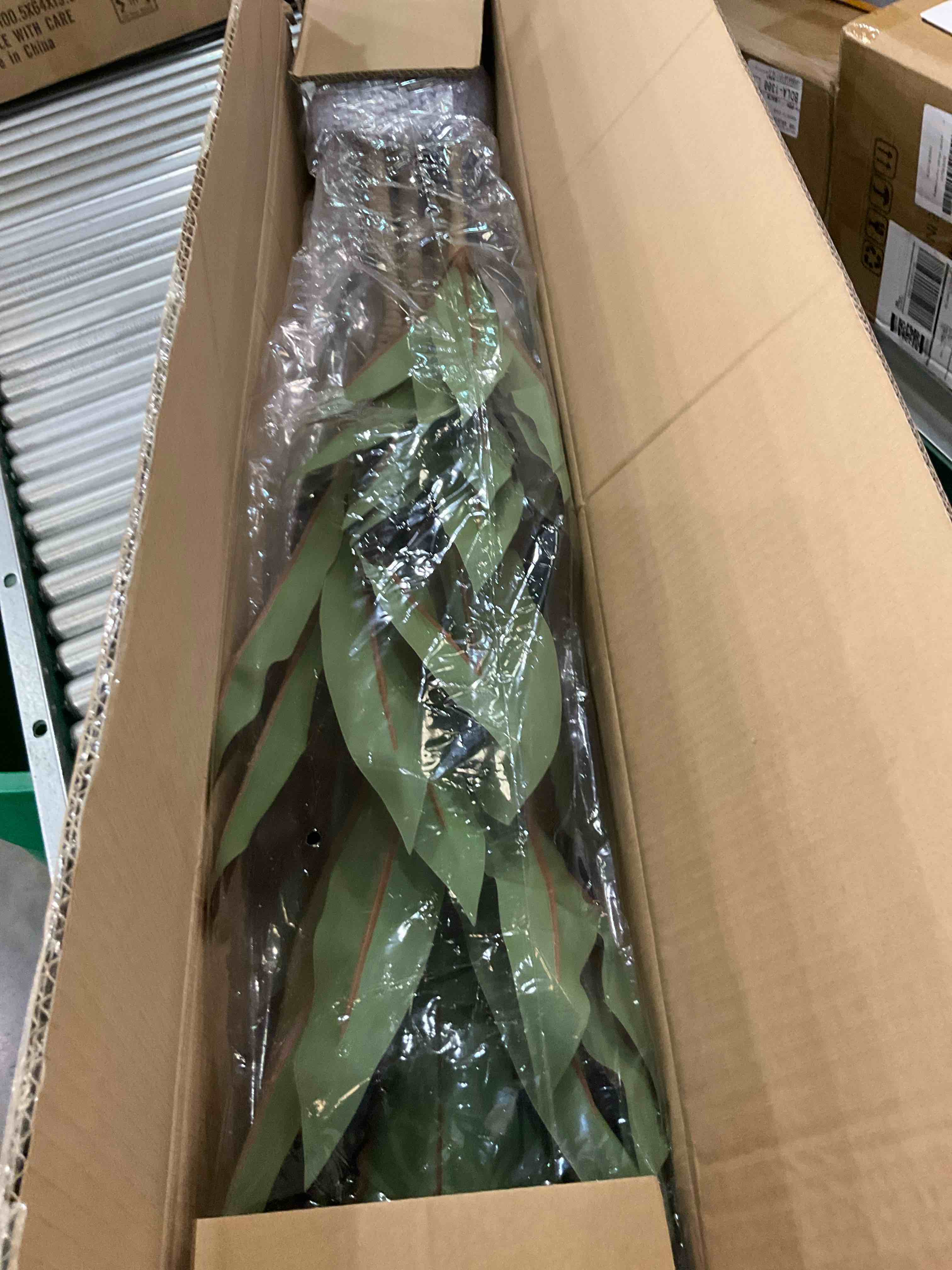 https://s3.amazonaws.com/lotting-images-prod/BargainHunt/EXS01334318_1713278492192.jpeg