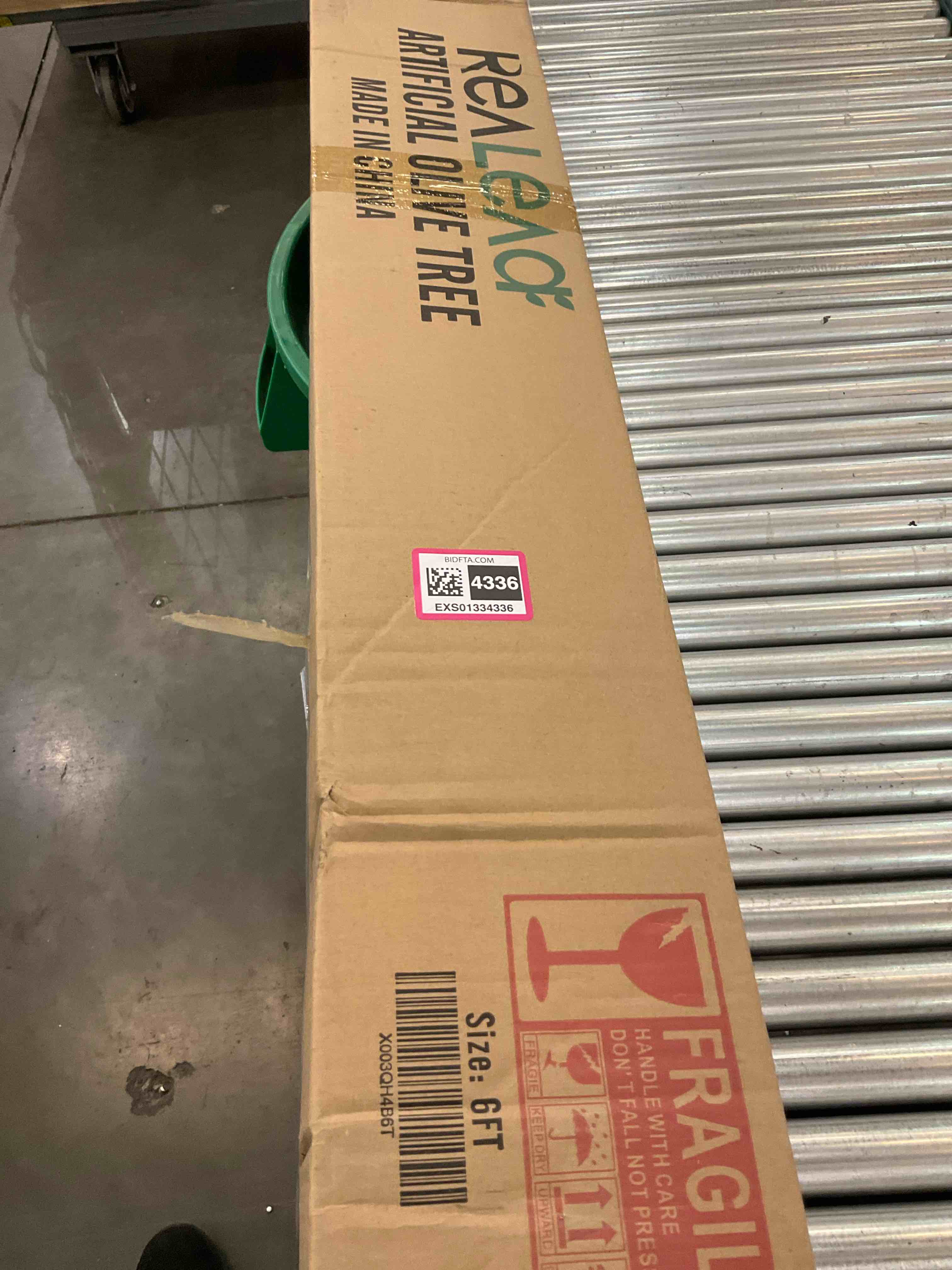 https://s3.amazonaws.com/lotting-images-prod/BargainHunt/EXS01334336_1713282280740.jpeg