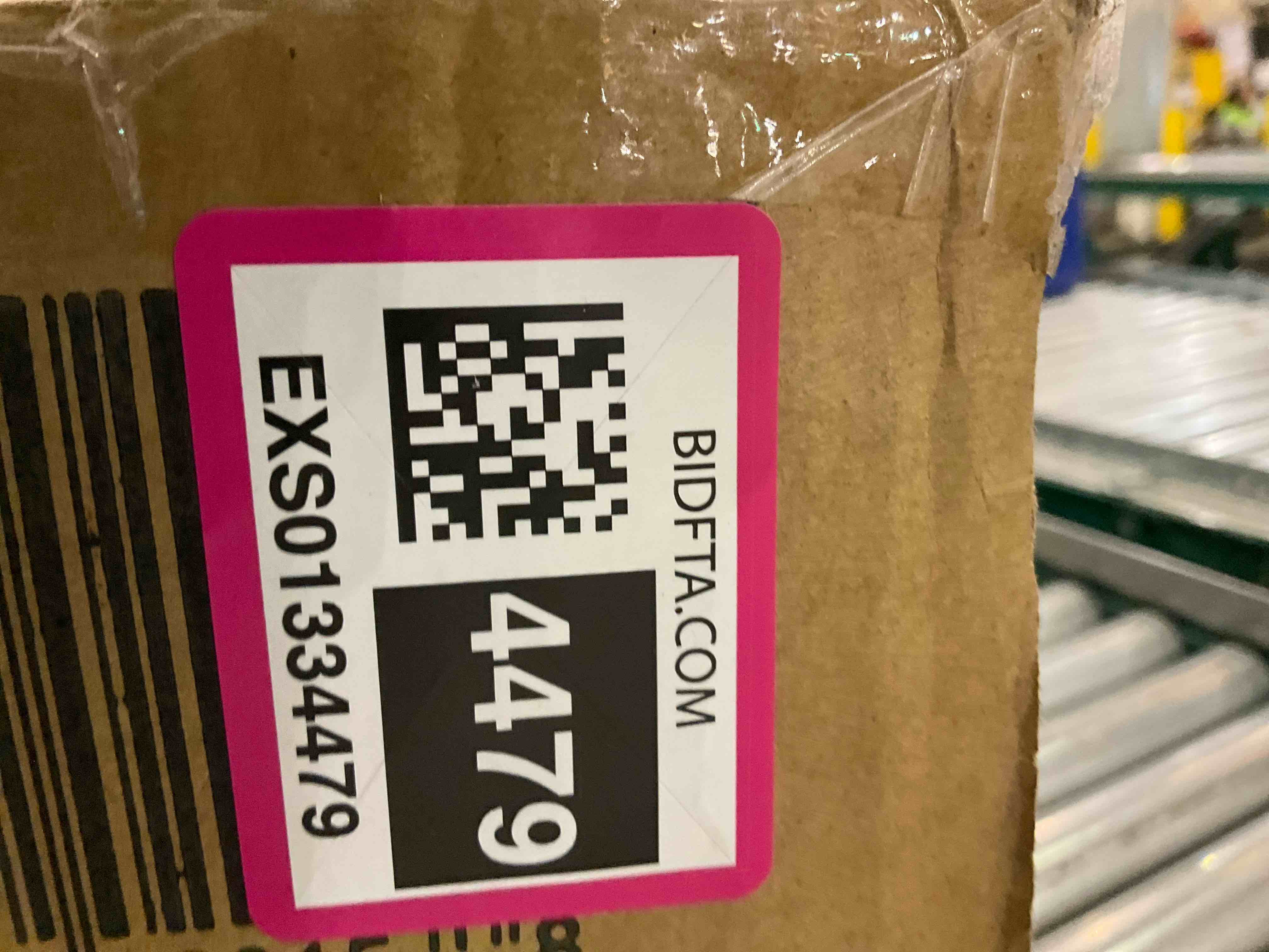 https://s3.amazonaws.com/lotting-images-prod/BargainHunt/EXS01334479_1713812476885.jpeg