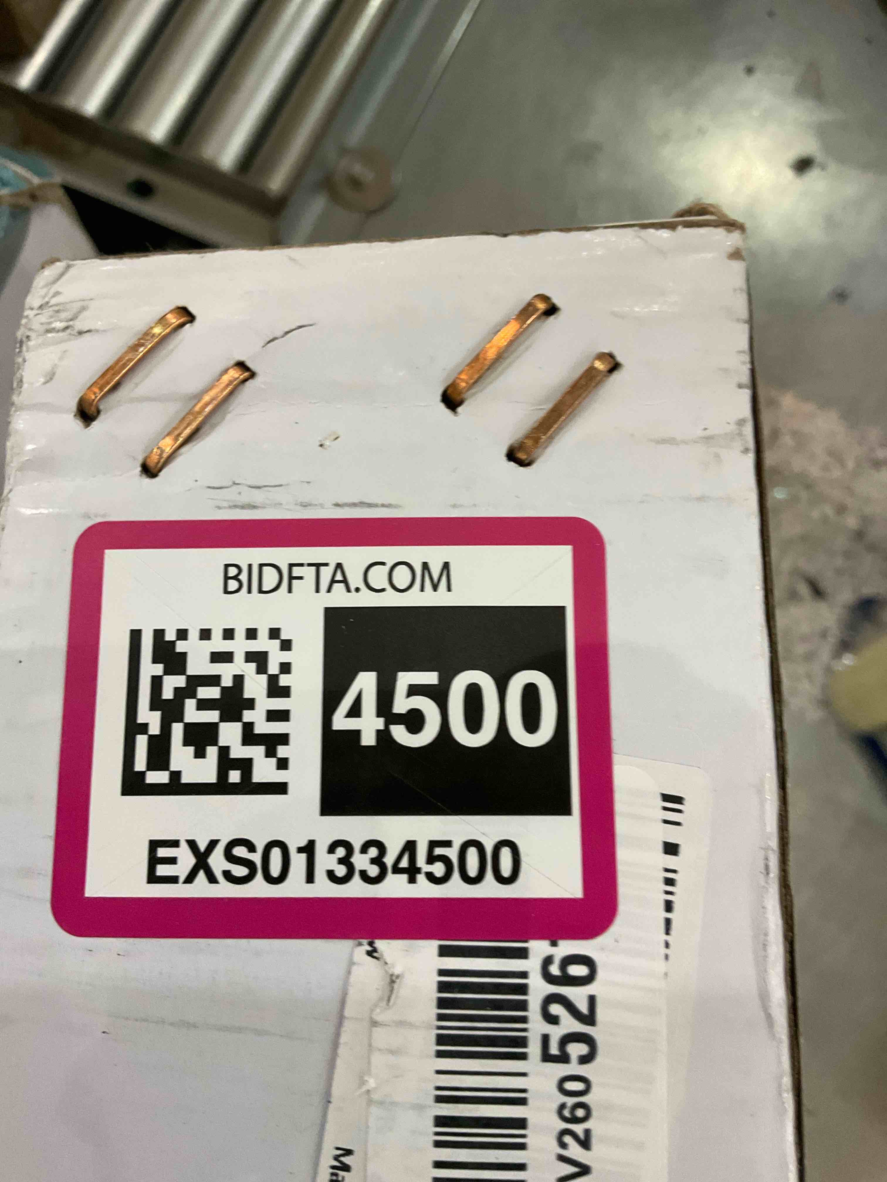 https://s3.amazonaws.com/lotting-images-prod/BargainHunt/EXS01334500_1713879155157.jpeg