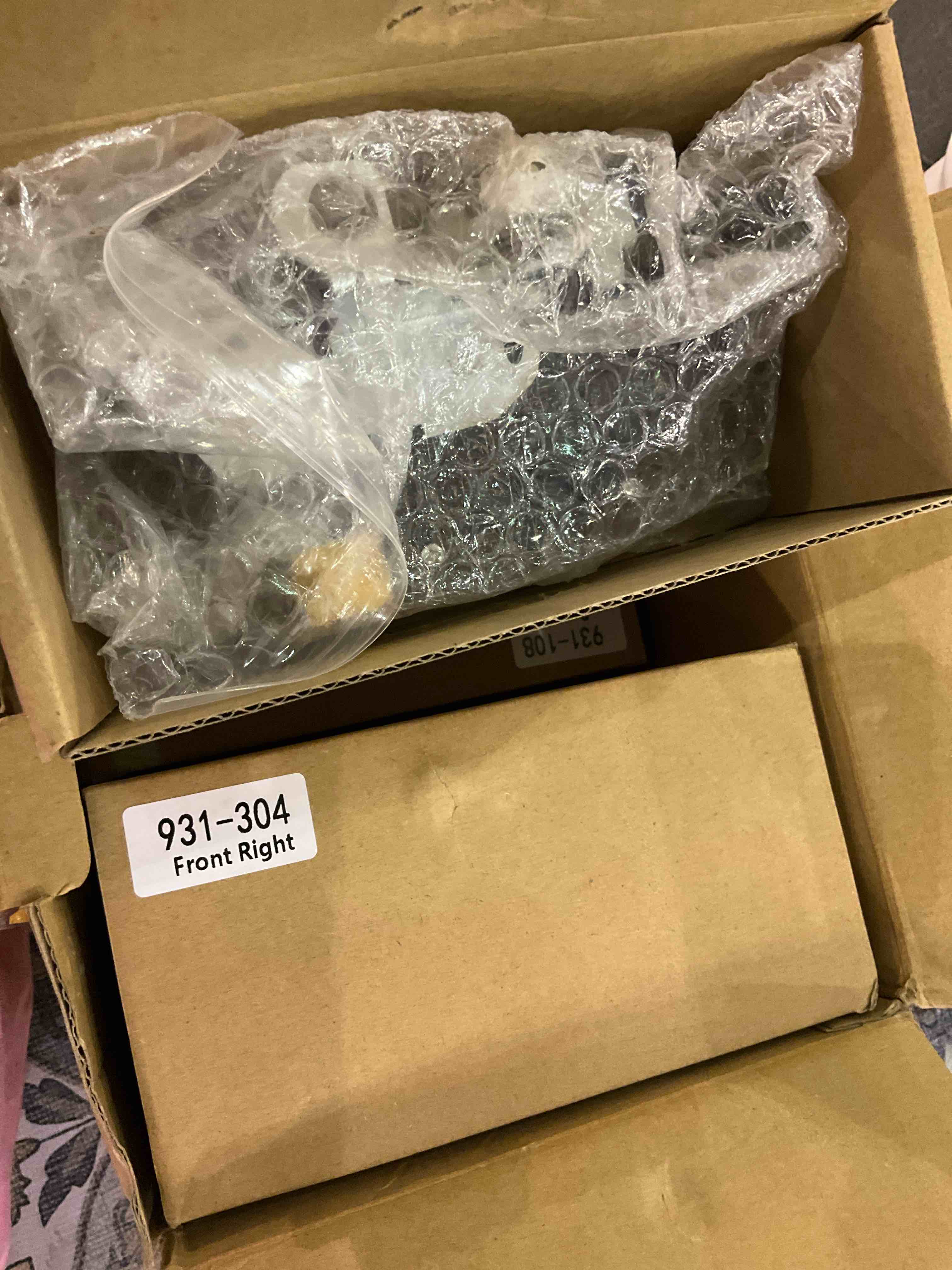 https://s3.amazonaws.com/lotting-images-prod/BargainHunt/EXS01334659_1712670182817.jpeg
