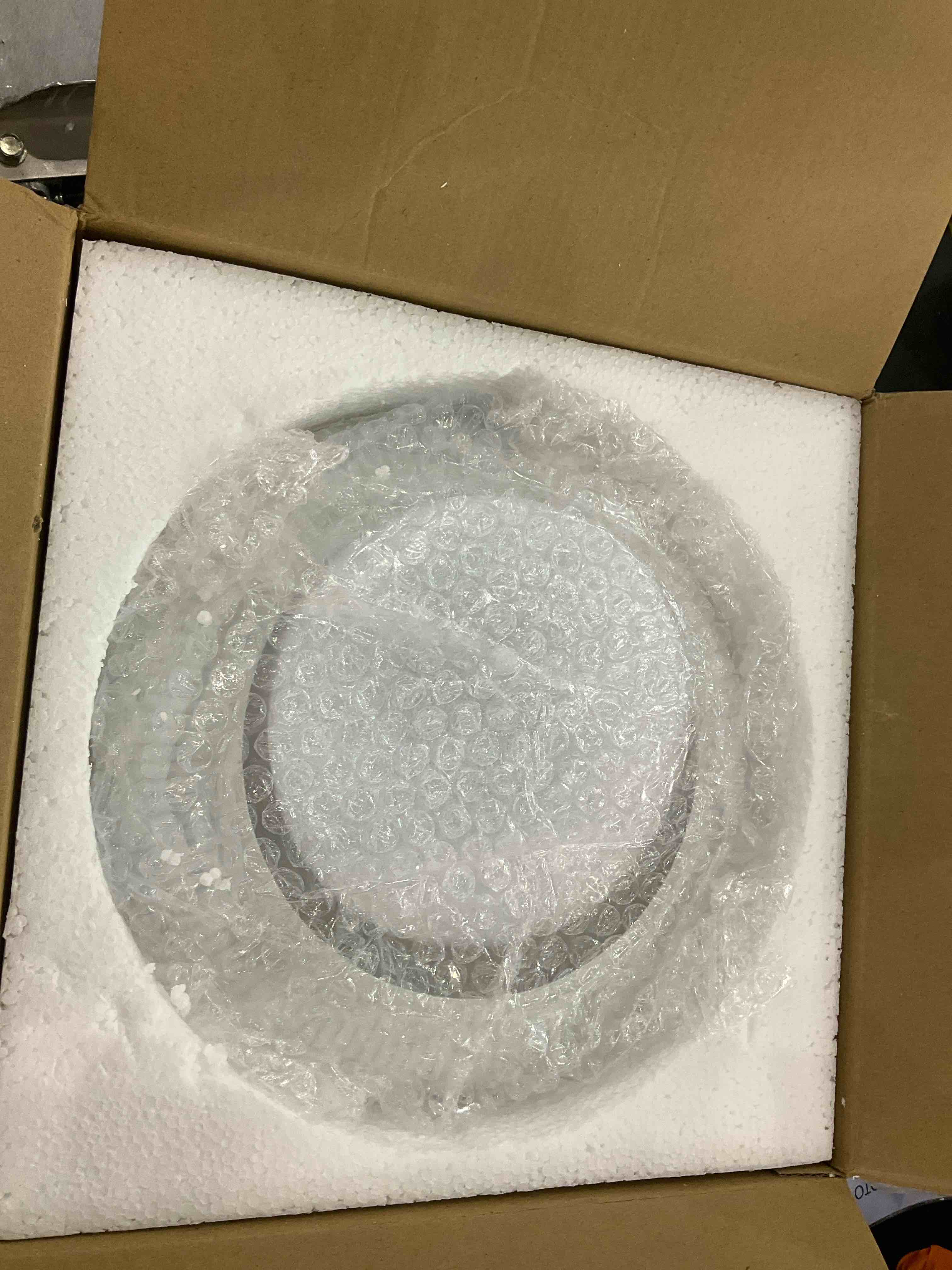 https://s3.amazonaws.com/lotting-images-prod/BargainHunt/EXS01334727_1713534606296.jpeg