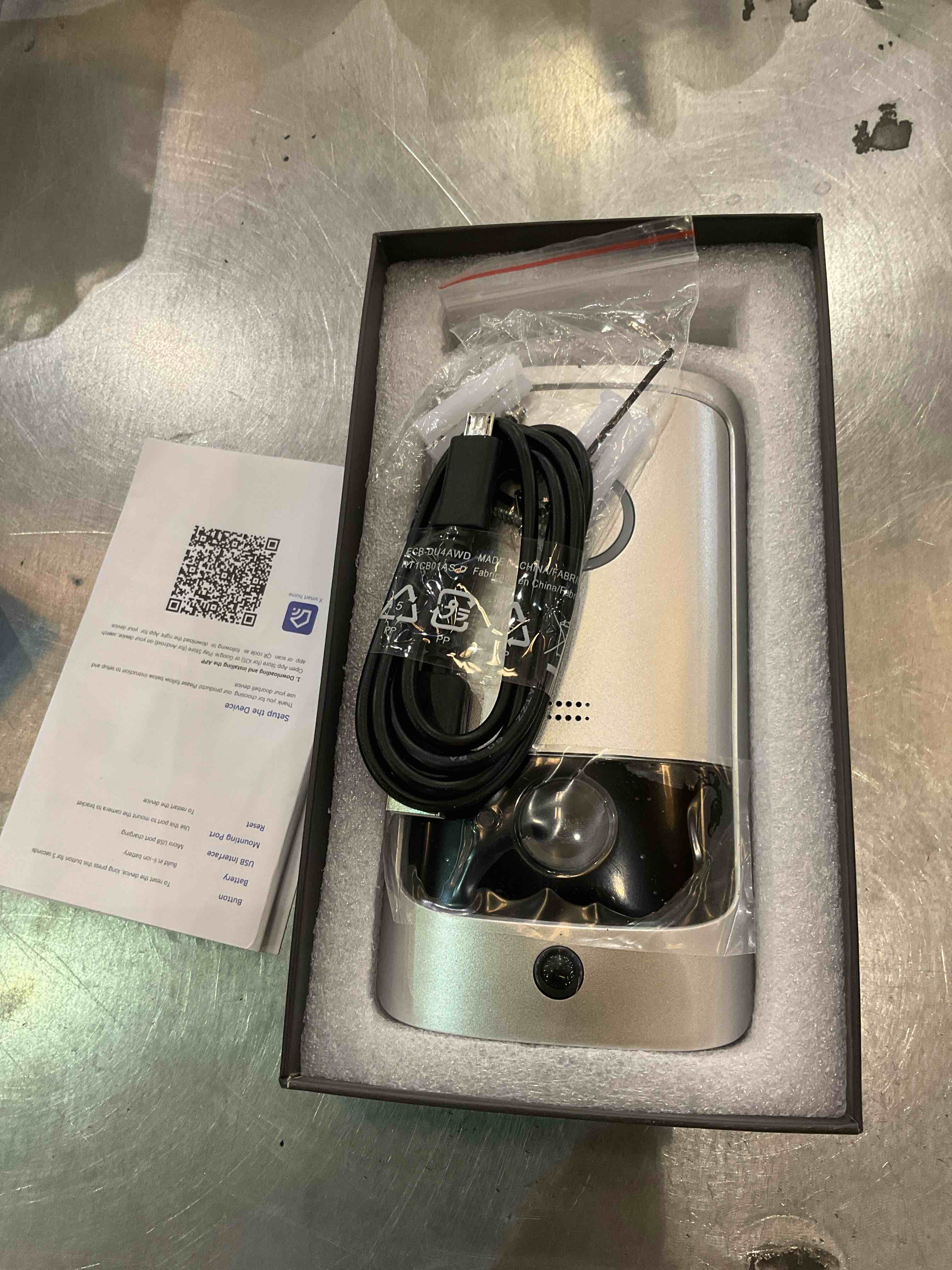 https://s3.amazonaws.com/lotting-images-prod/BargainHunt/EXS01335237_1713193264772.jpeg