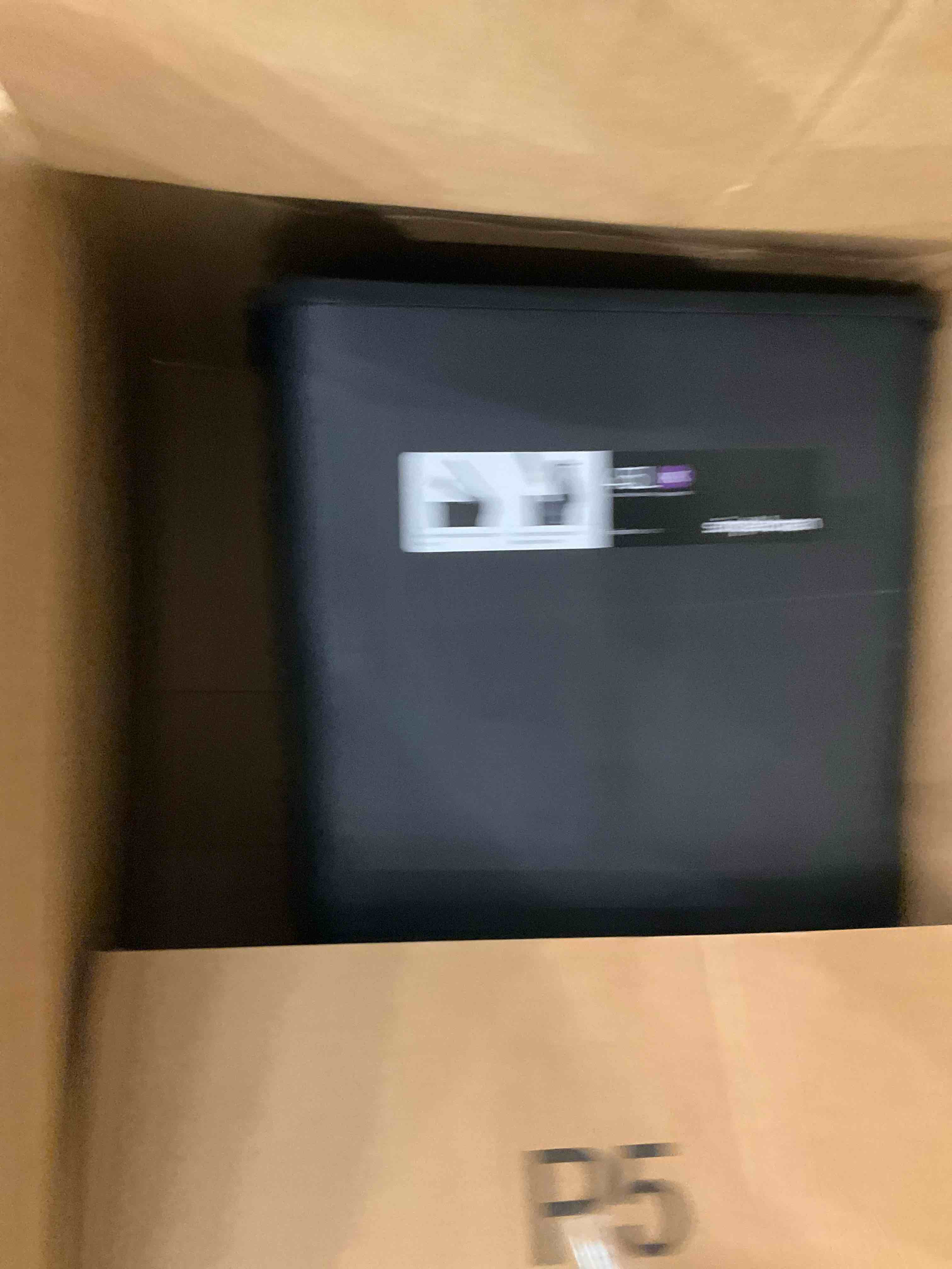 https://s3.amazonaws.com/lotting-images-prod/BargainHunt/EXS01335564_1720453409366.jpeg