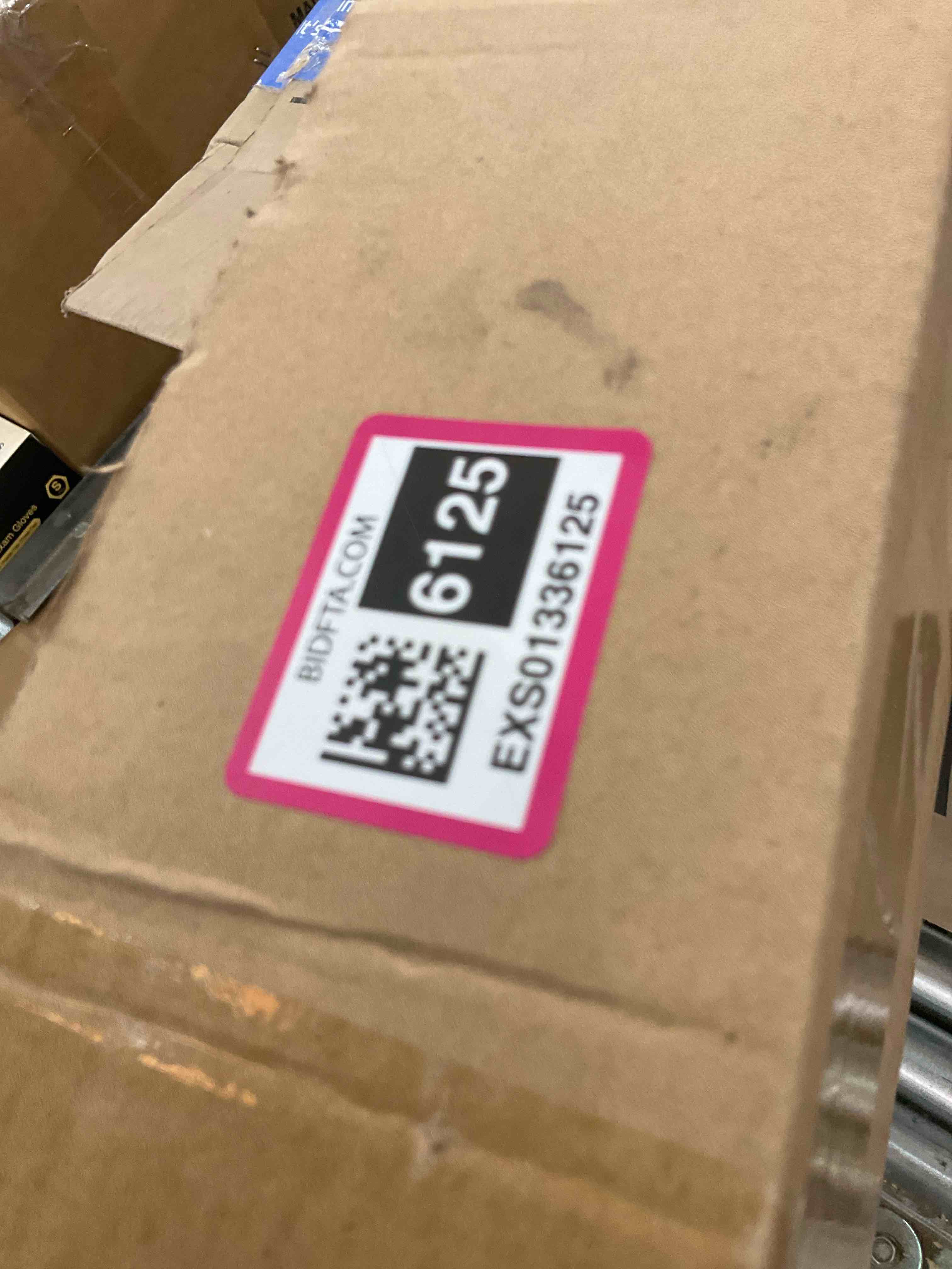 https://s3.amazonaws.com/lotting-images-prod/BargainHunt/EXS01336125_1713290039759.jpeg