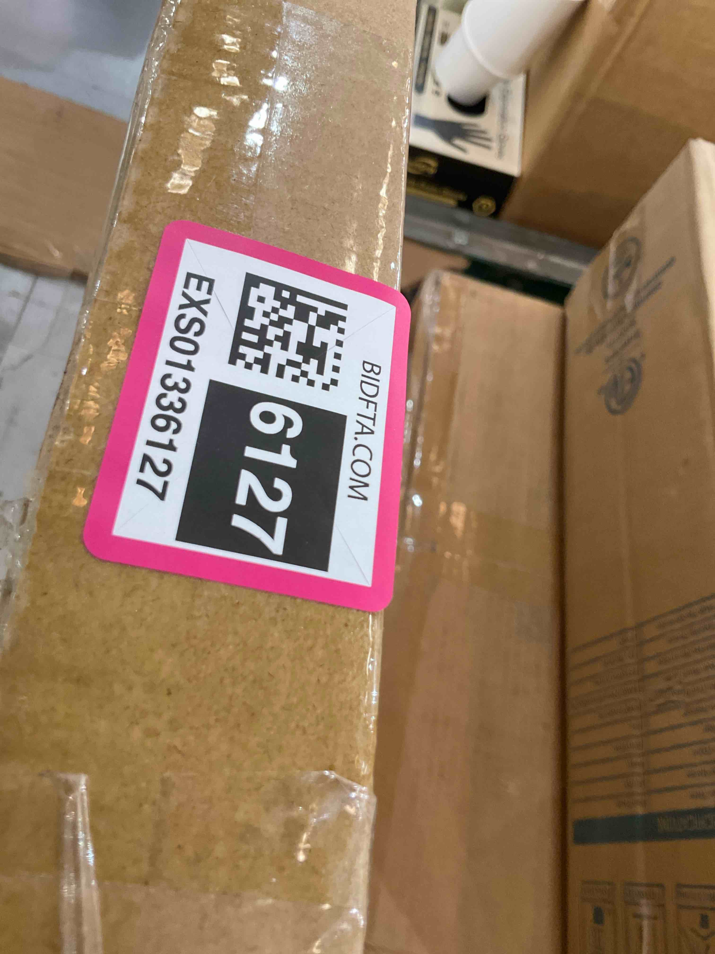 https://s3.amazonaws.com/lotting-images-prod/BargainHunt/EXS01336127_1713292070856.jpeg