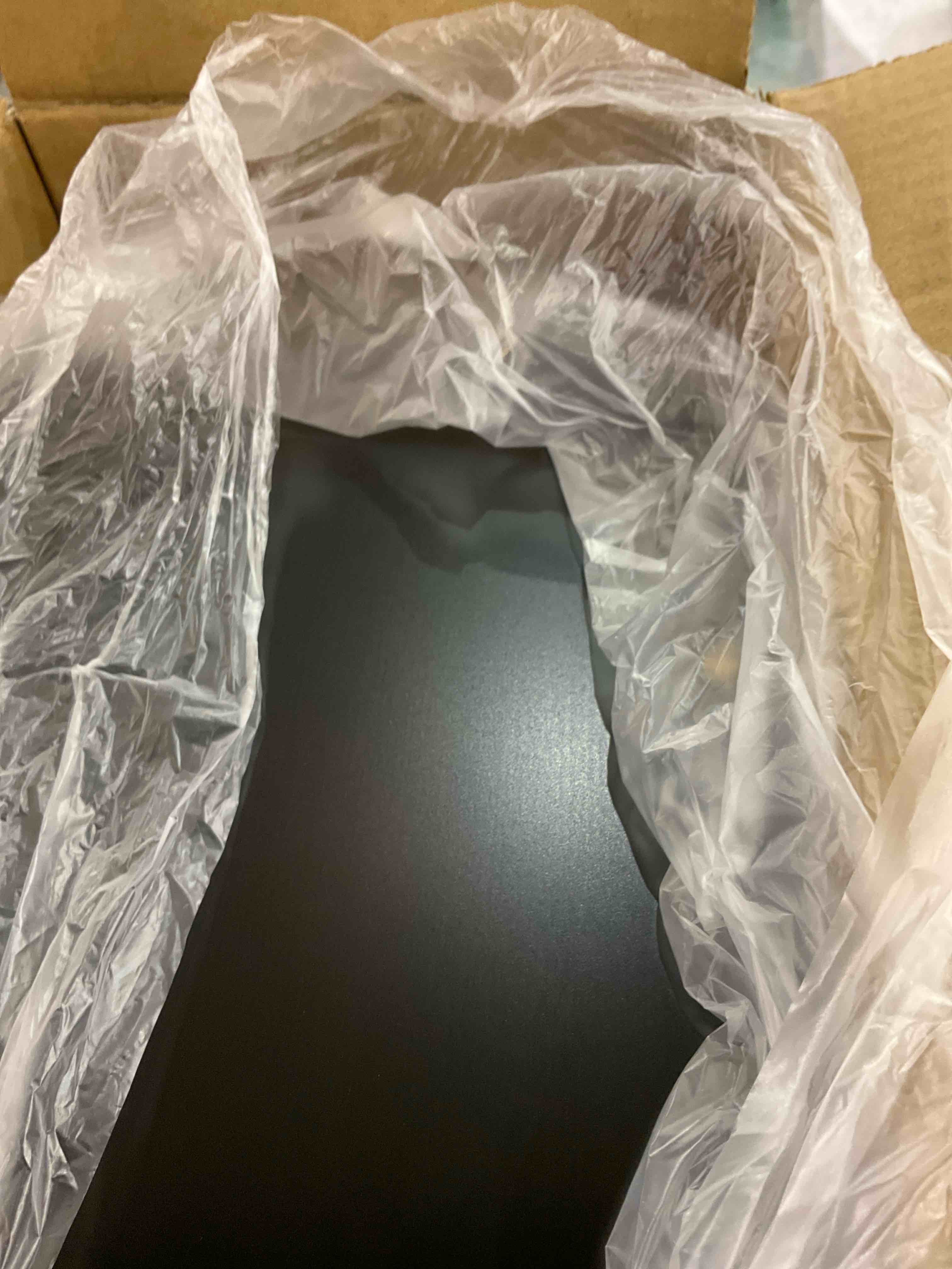 https://s3.amazonaws.com/lotting-images-prod/BargainHunt/EXS01336441_1713529590267.jpeg