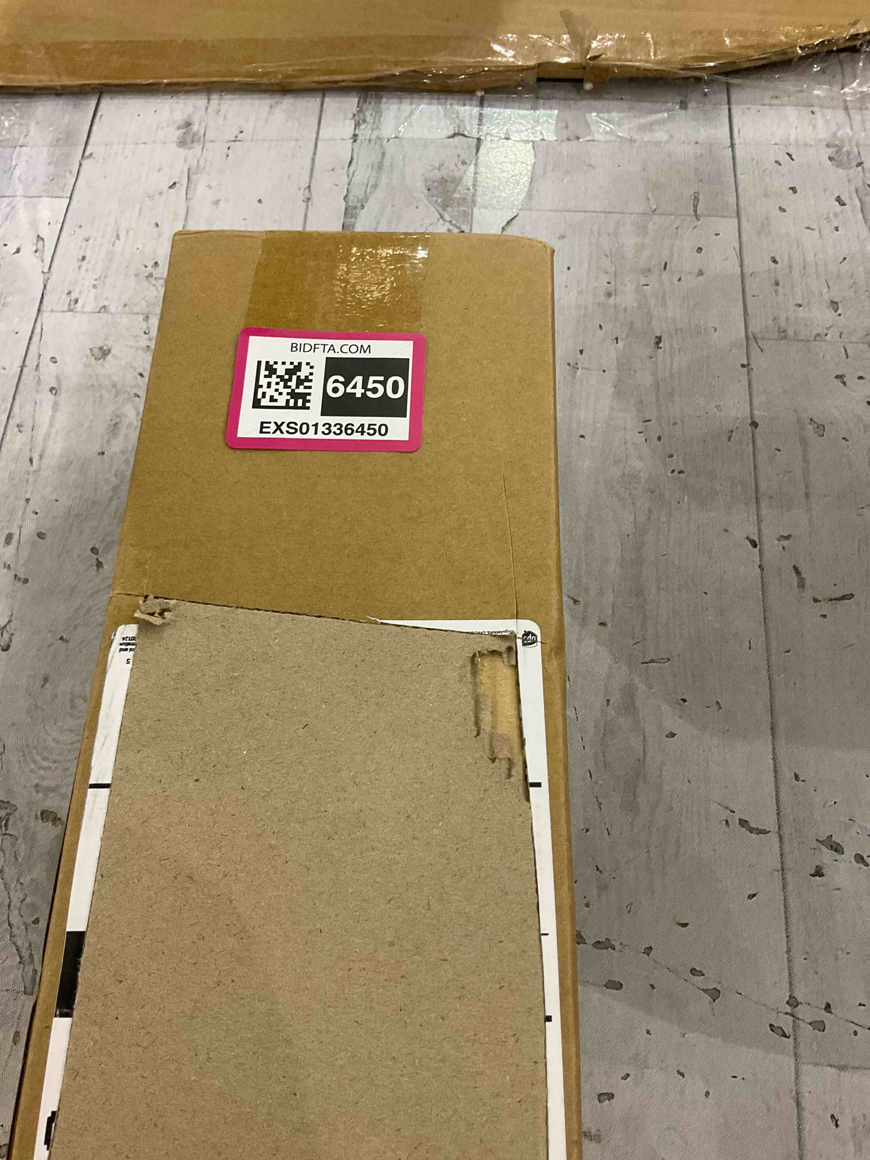 https://s3.amazonaws.com/lotting-images-prod/BargainHunt/EXS01336450_1713530629987.jpeg