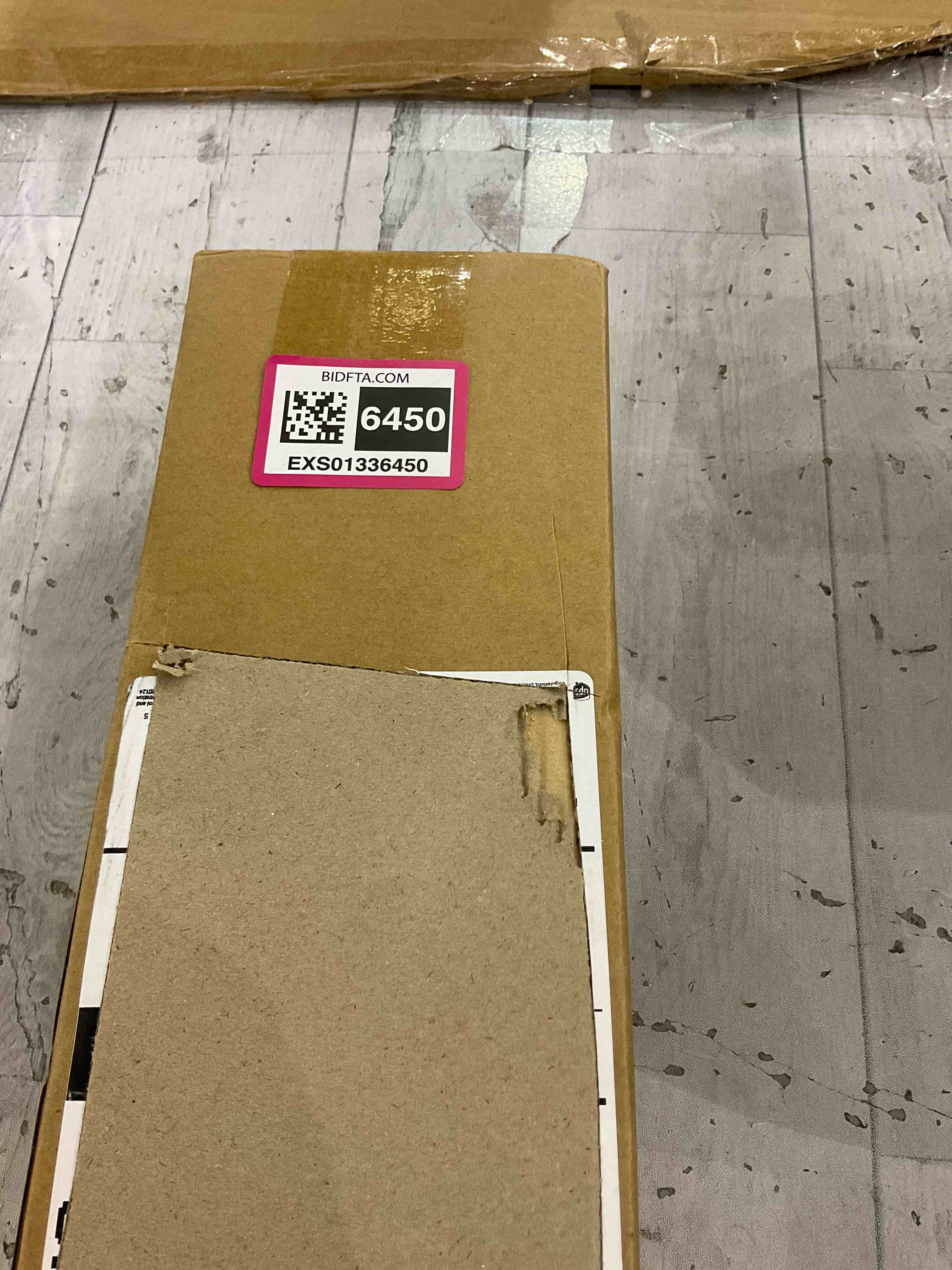 https://s3.amazonaws.com/lotting-images-prod/BargainHunt/EXS01336450_1713530630808.jpeg