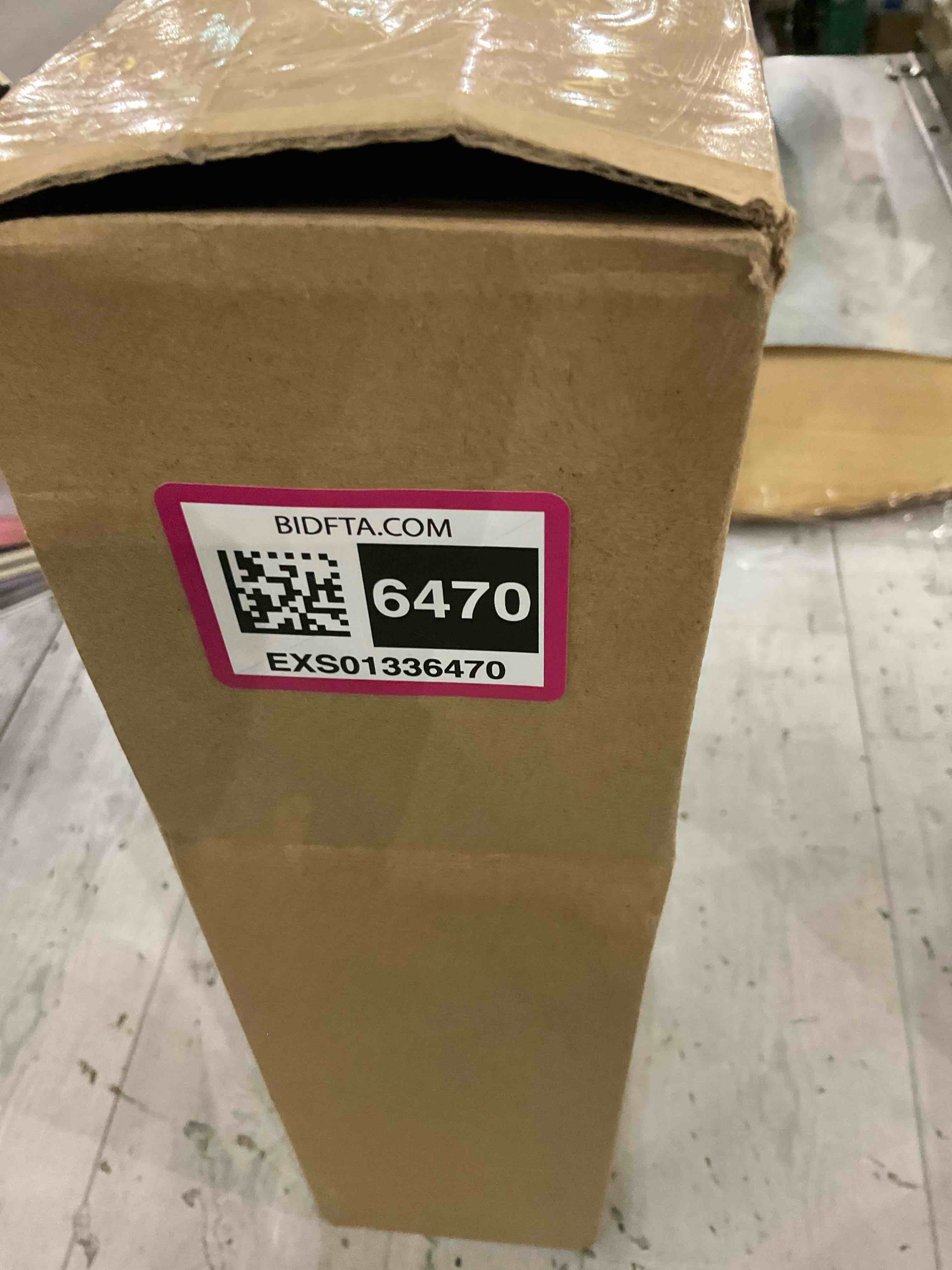 https://s3.amazonaws.com/lotting-images-prod/BargainHunt/EXS01336470_1713534737520.jpeg