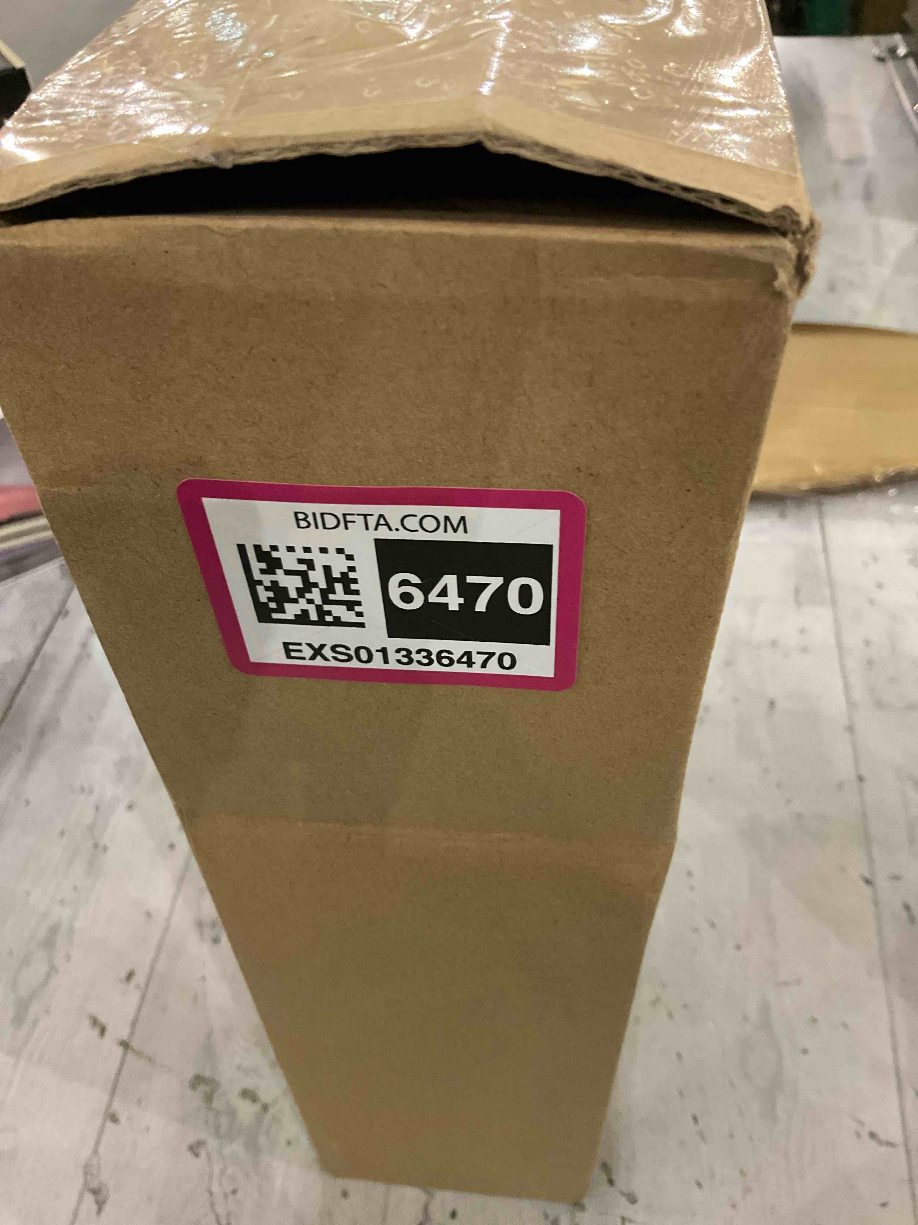 https://s3.amazonaws.com/lotting-images-prod/BargainHunt/EXS01336470_1713534738348.jpeg