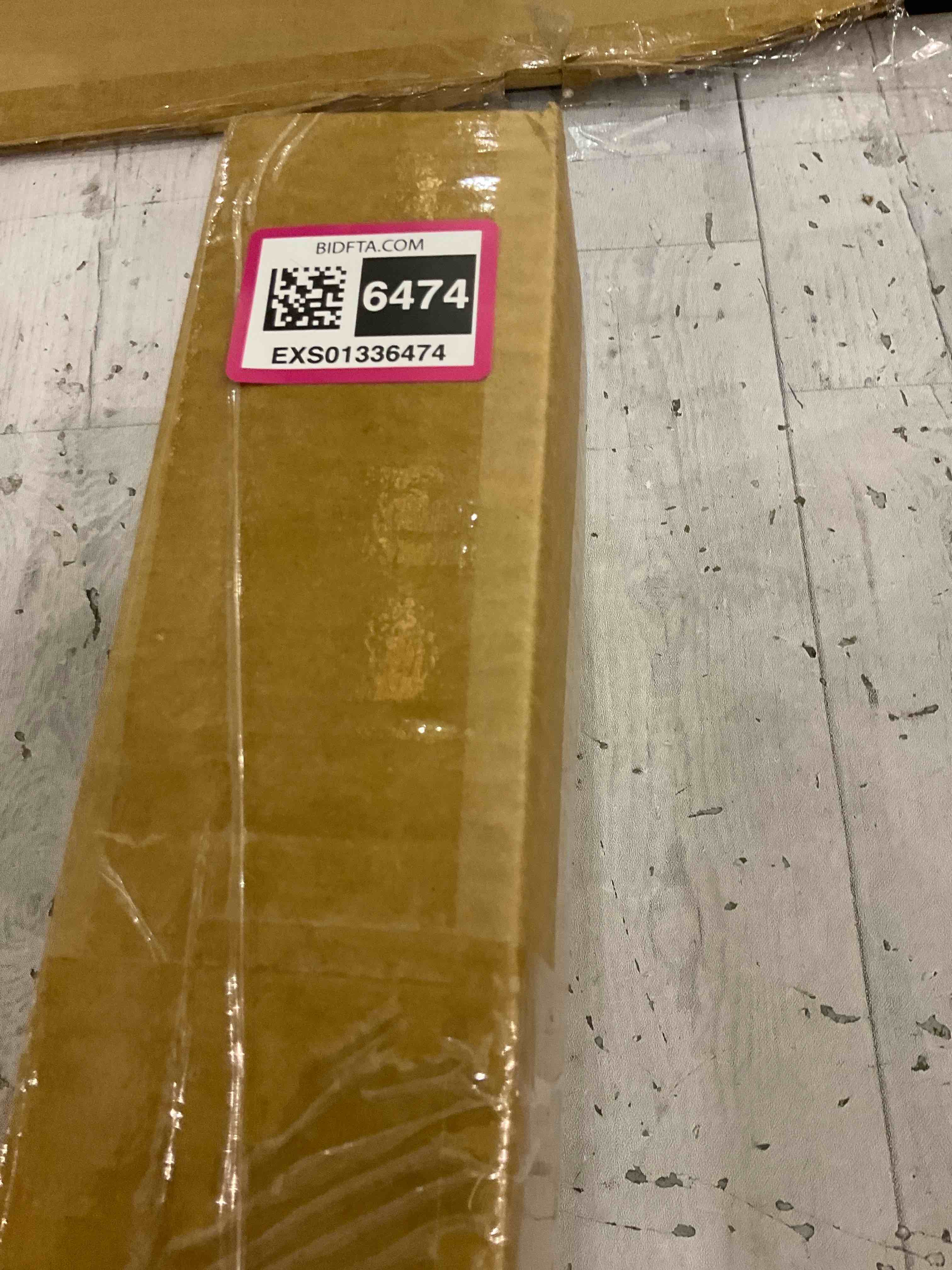 https://s3.amazonaws.com/lotting-images-prod/BargainHunt/EXS01336474_1713535306631.jpeg
