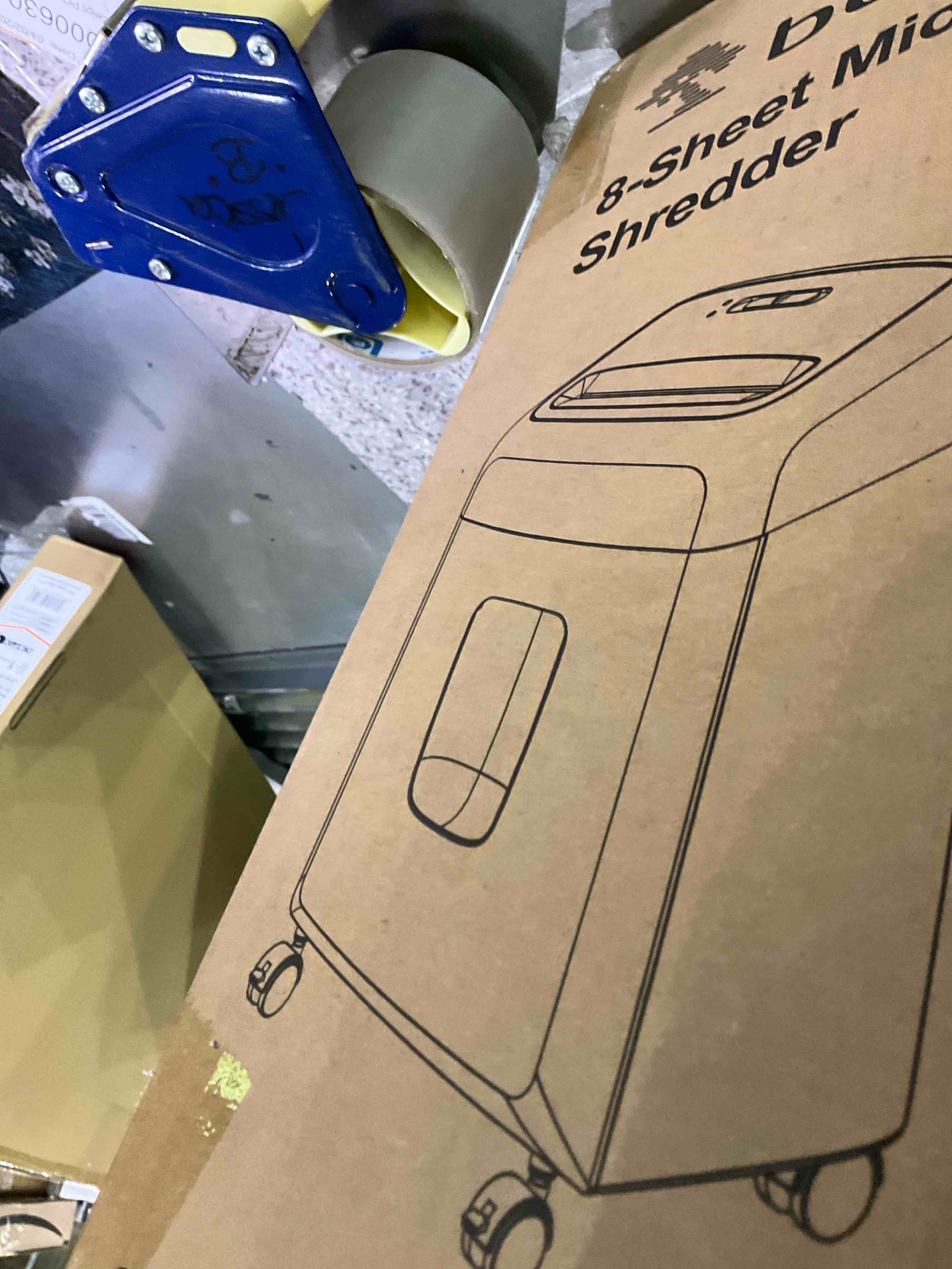 https://s3.amazonaws.com/lotting-images-prod/BargainHunt/EXS01336660_1712603147828.jpeg