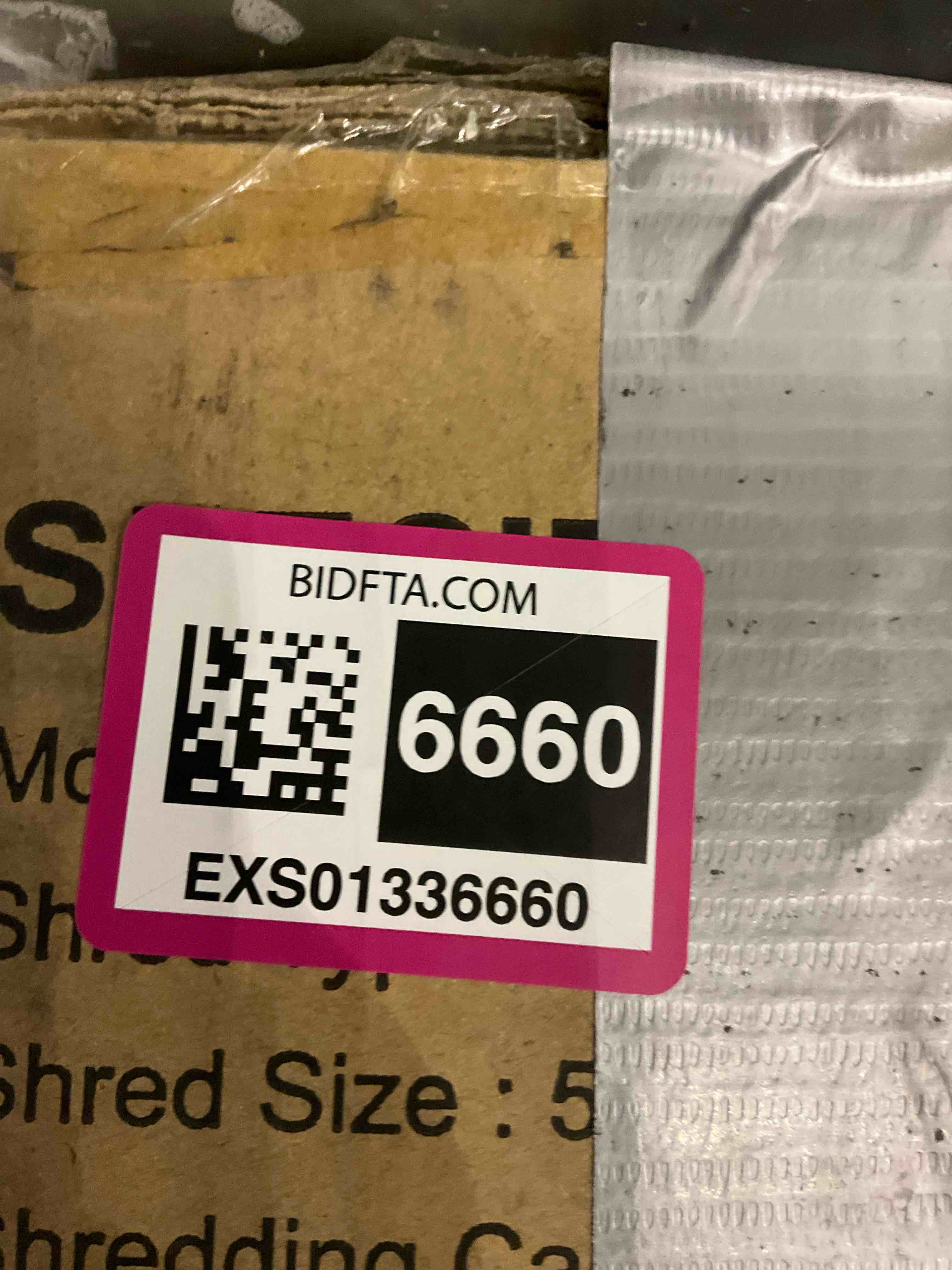 https://s3.amazonaws.com/lotting-images-prod/BargainHunt/EXS01336660_1712603207857.jpeg