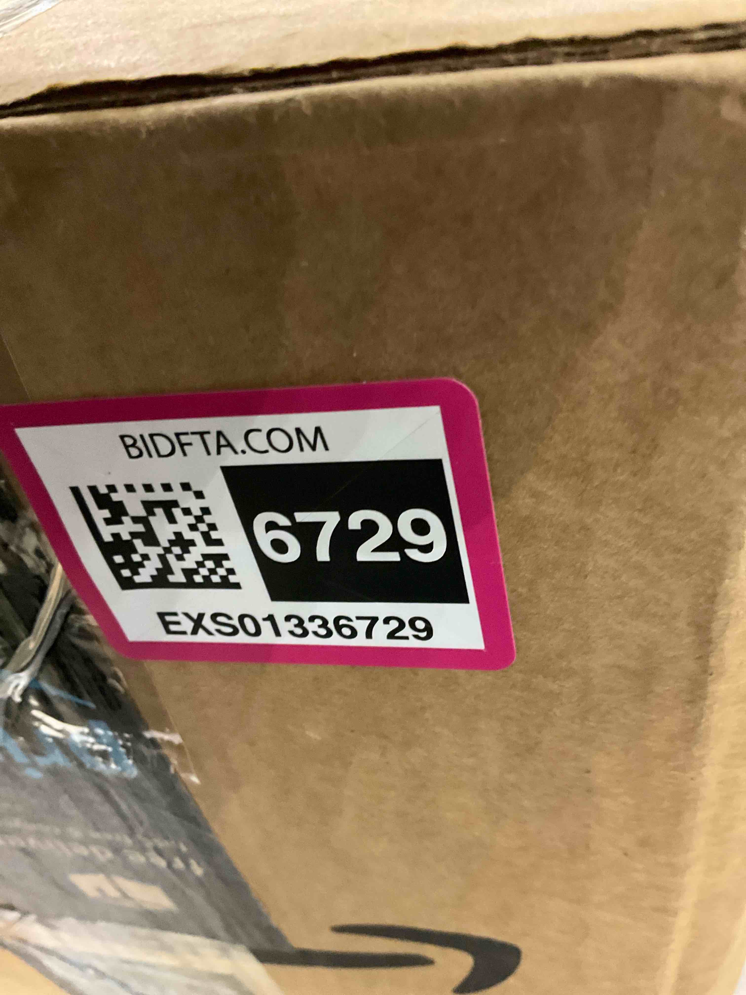 https://s3.amazonaws.com/lotting-images-prod/BargainHunt/EXS01336729_1712676916246.jpeg