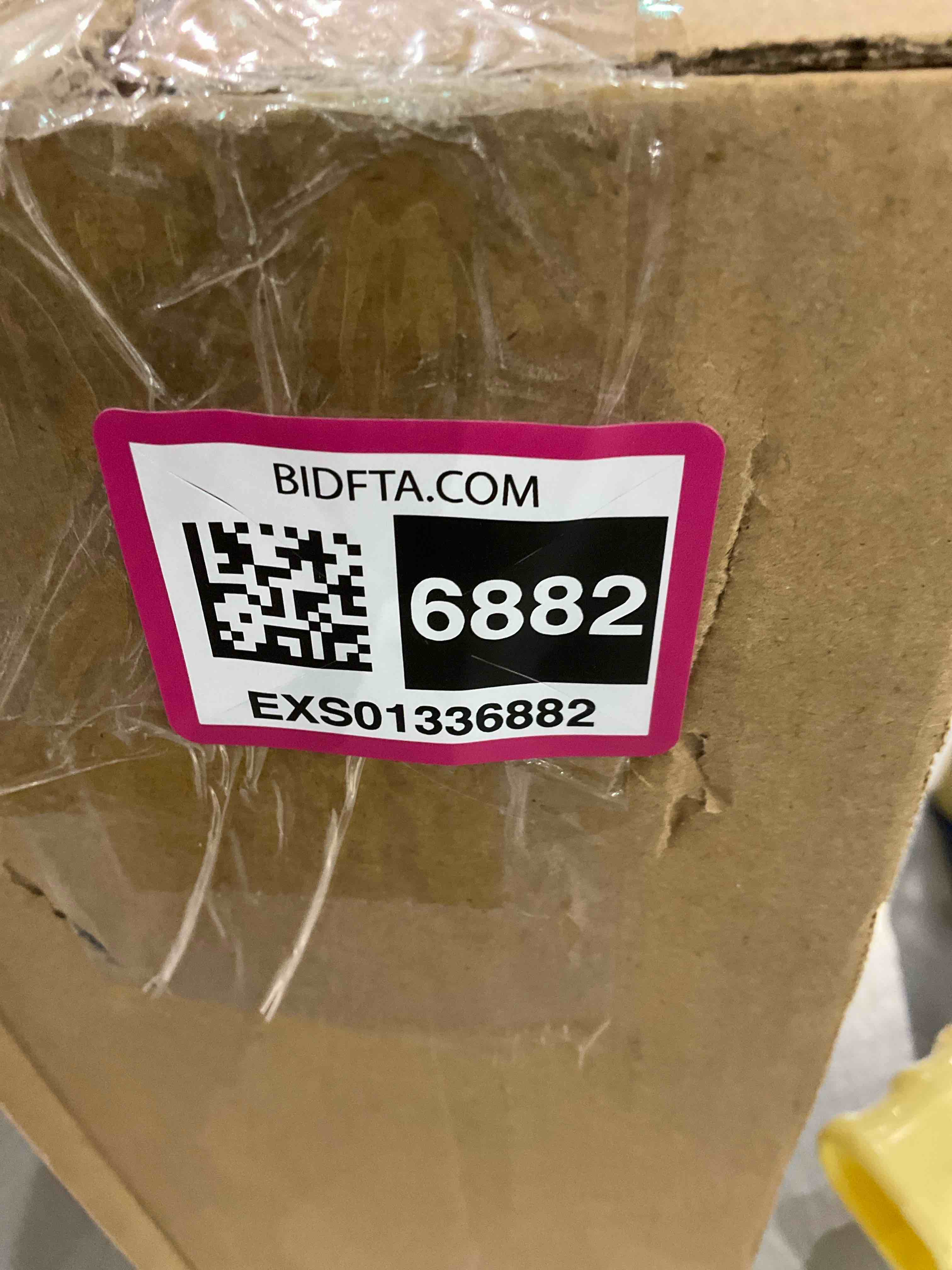 https://s3.amazonaws.com/lotting-images-prod/BargainHunt/EXS01336882_1712835477444.jpeg