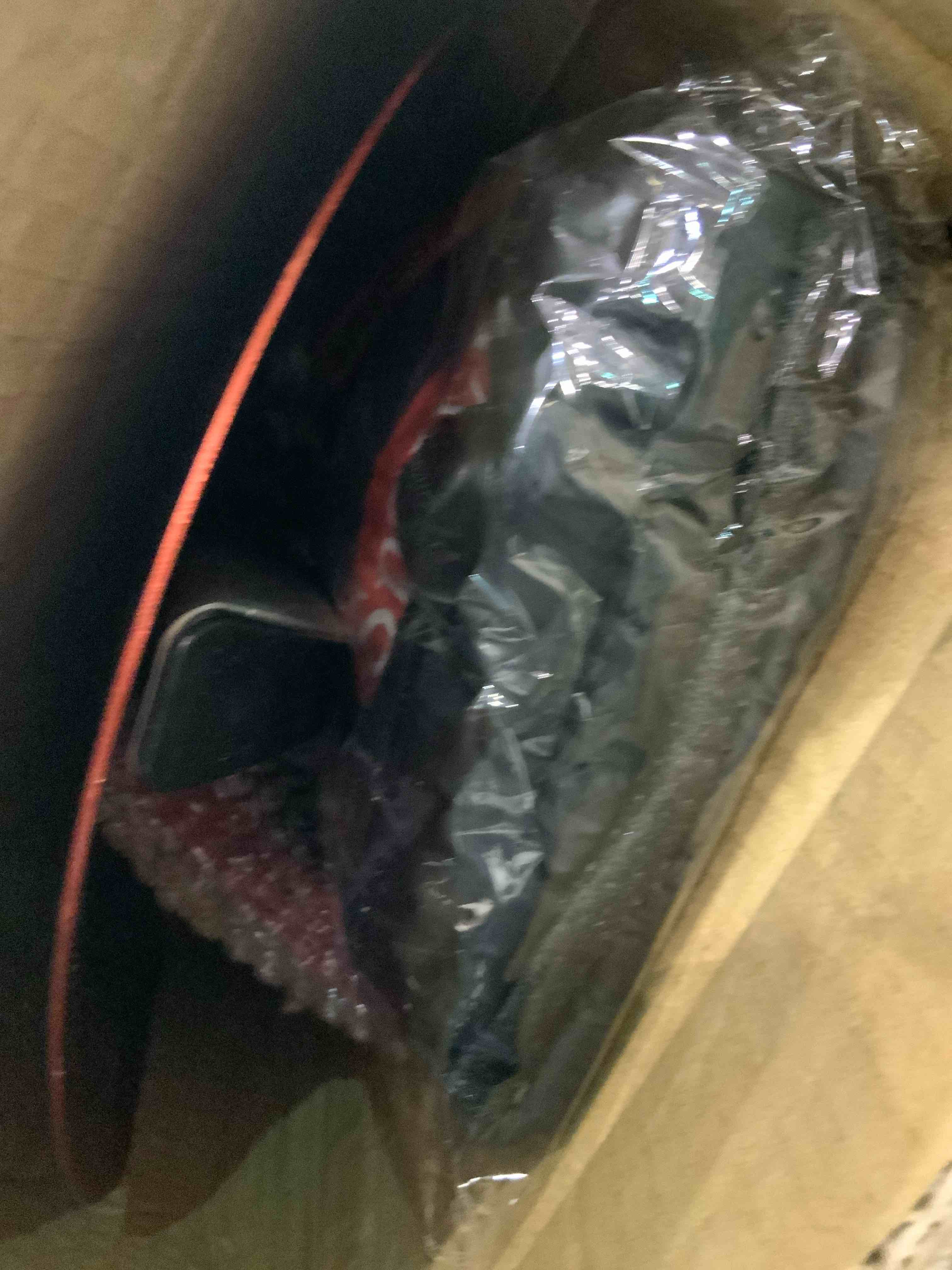 https://s3.amazonaws.com/lotting-images-prod/BargainHunt/EXS01337022_1712329866862.jpeg