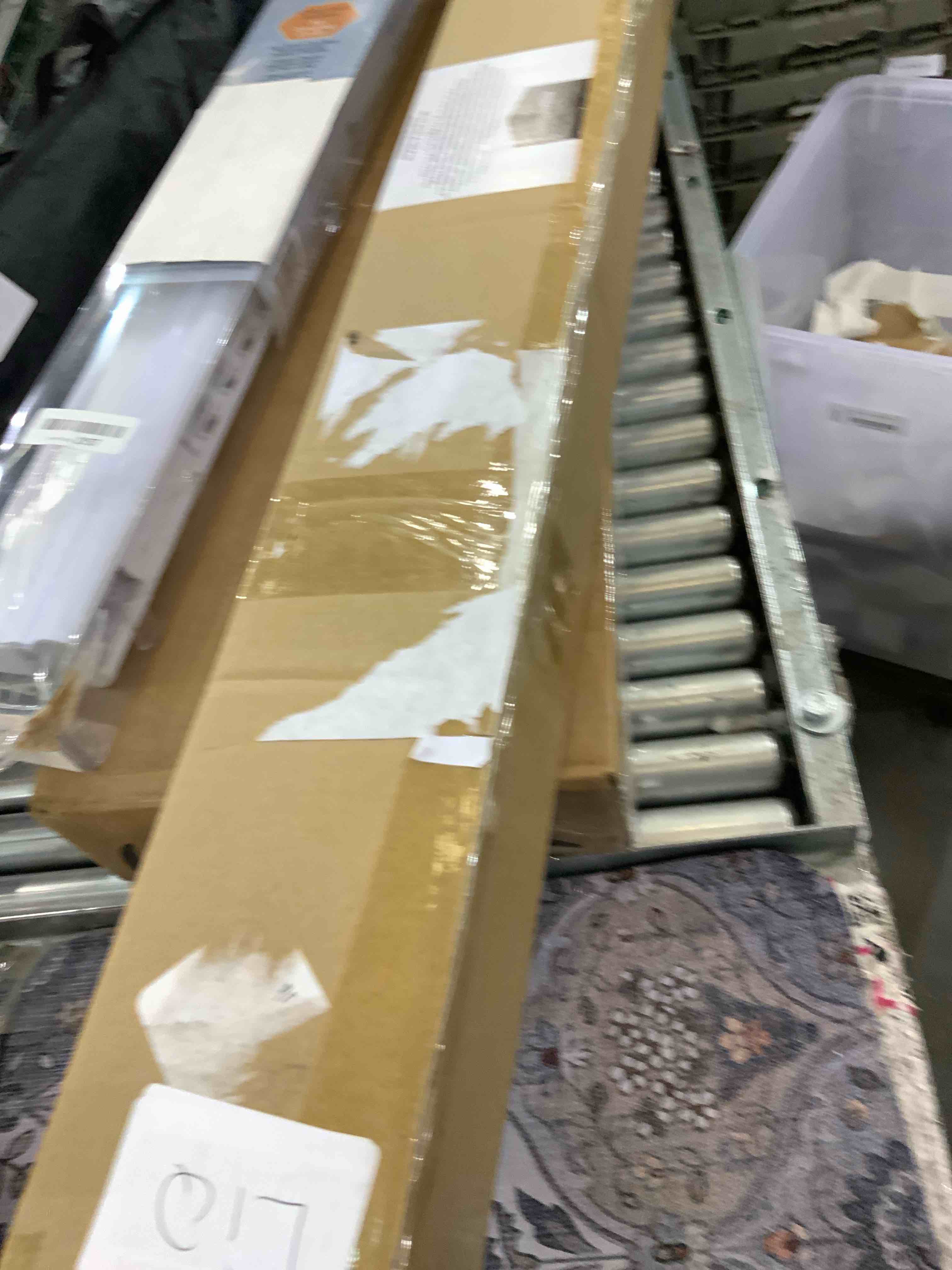 https://s3.amazonaws.com/lotting-images-prod/BargainHunt/EXS01337080_1712341754182.jpeg