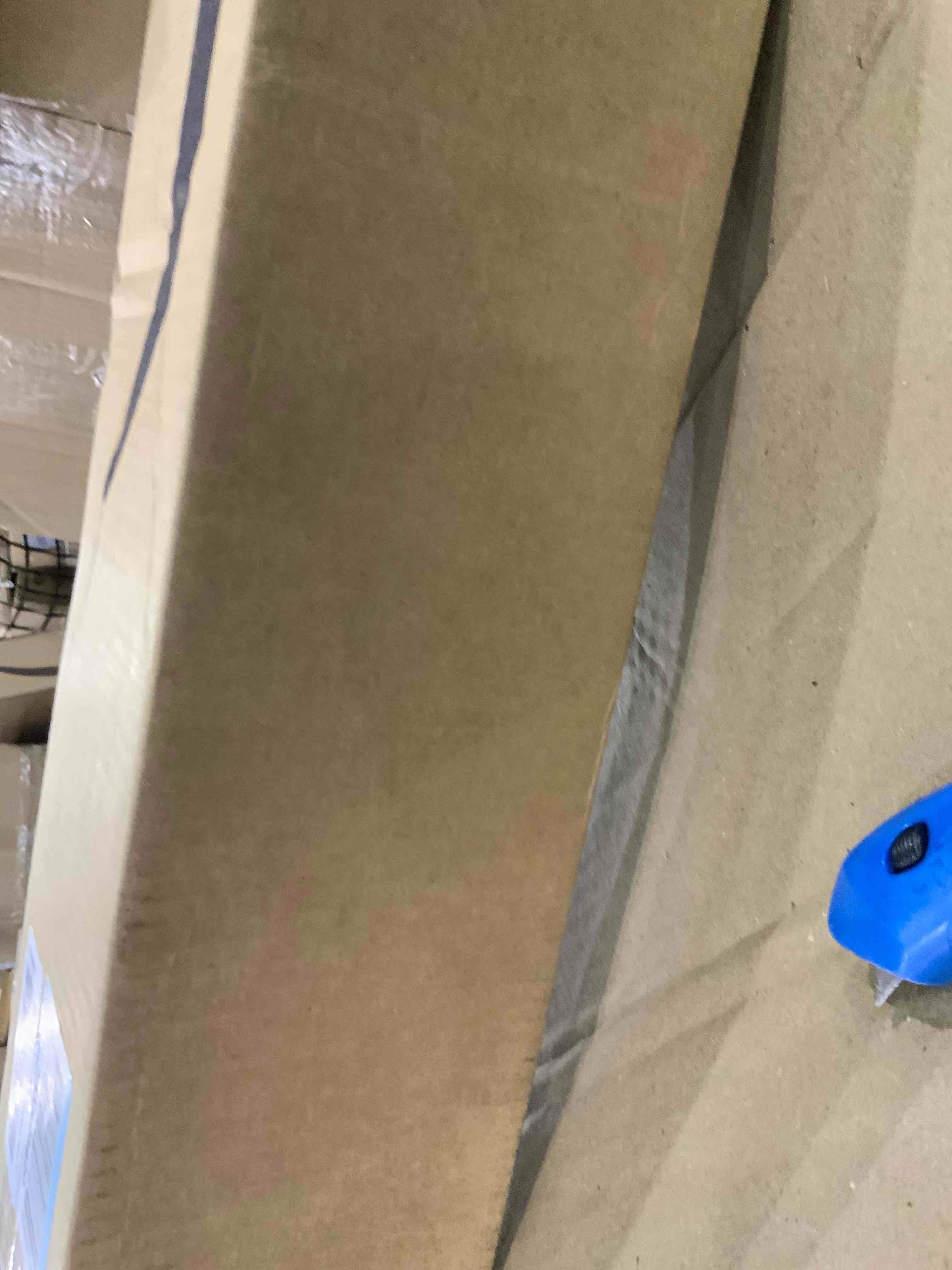 https://s3.amazonaws.com/lotting-images-prod/BargainHunt/EXS01337260_1712603349956.jpeg