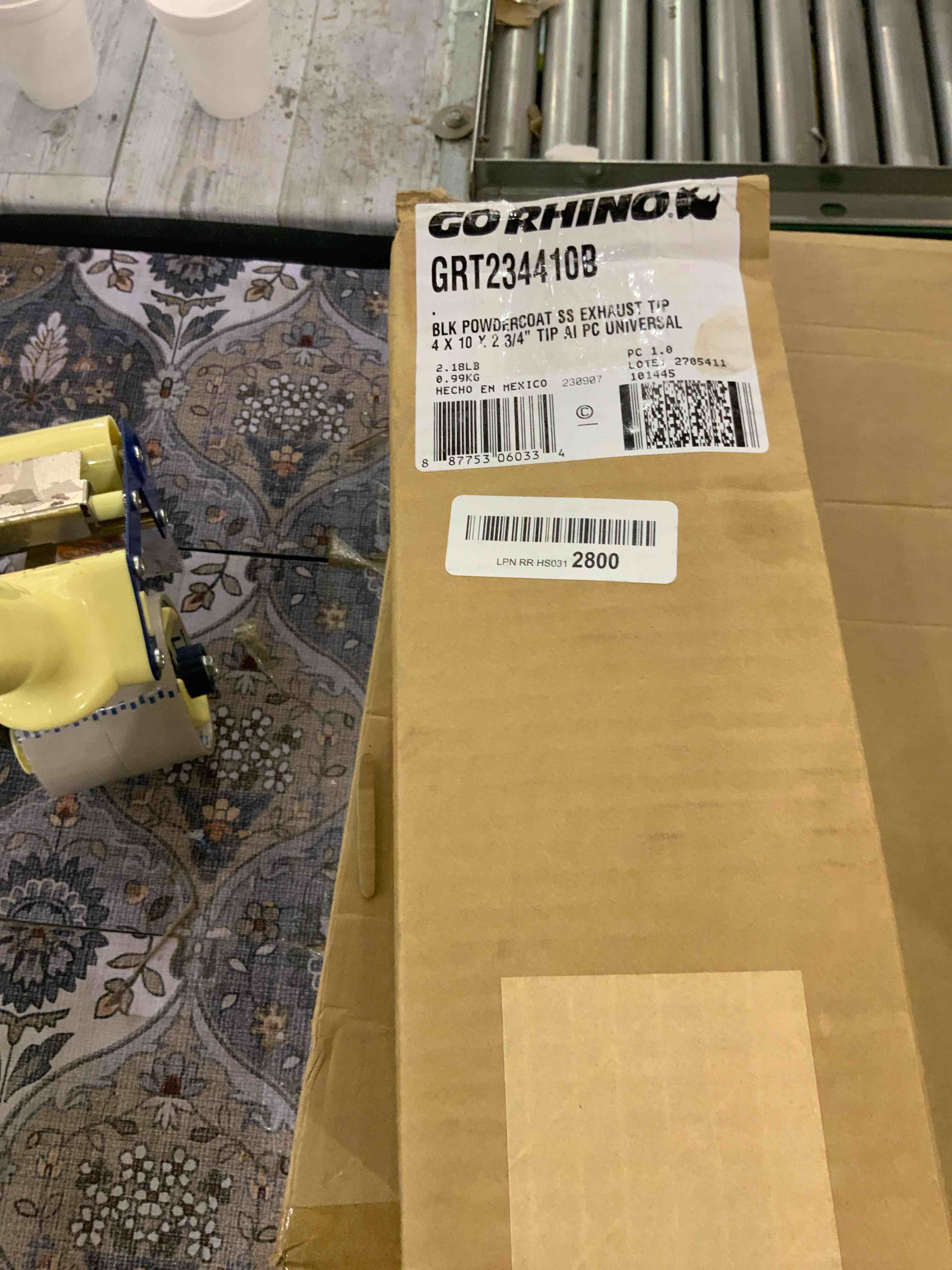 https://s3.amazonaws.com/lotting-images-prod/BargainHunt/EXS01337395_1712681786136.jpeg