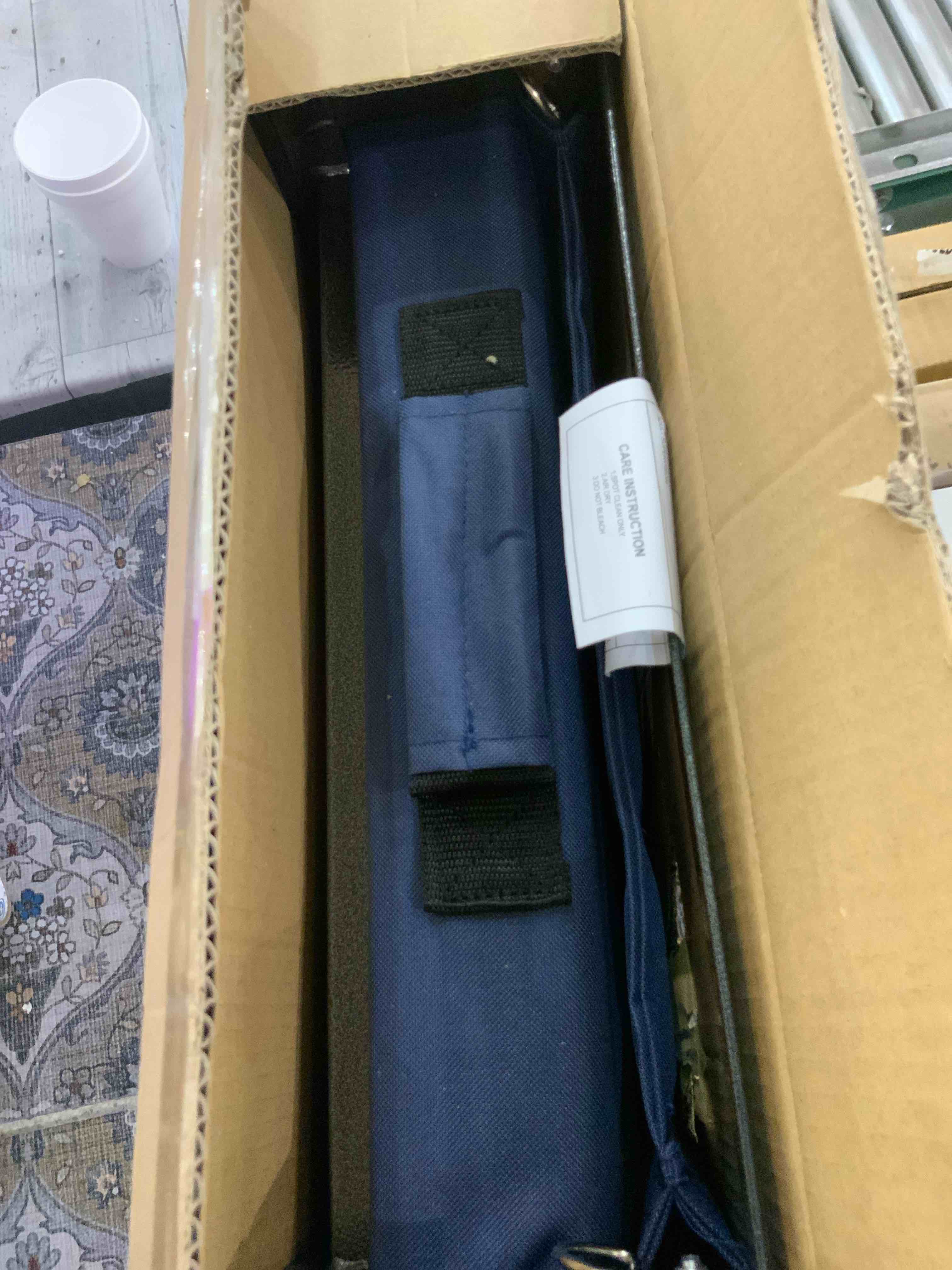 https://s3.amazonaws.com/lotting-images-prod/BargainHunt/EXS01337397_1712682448878.jpeg