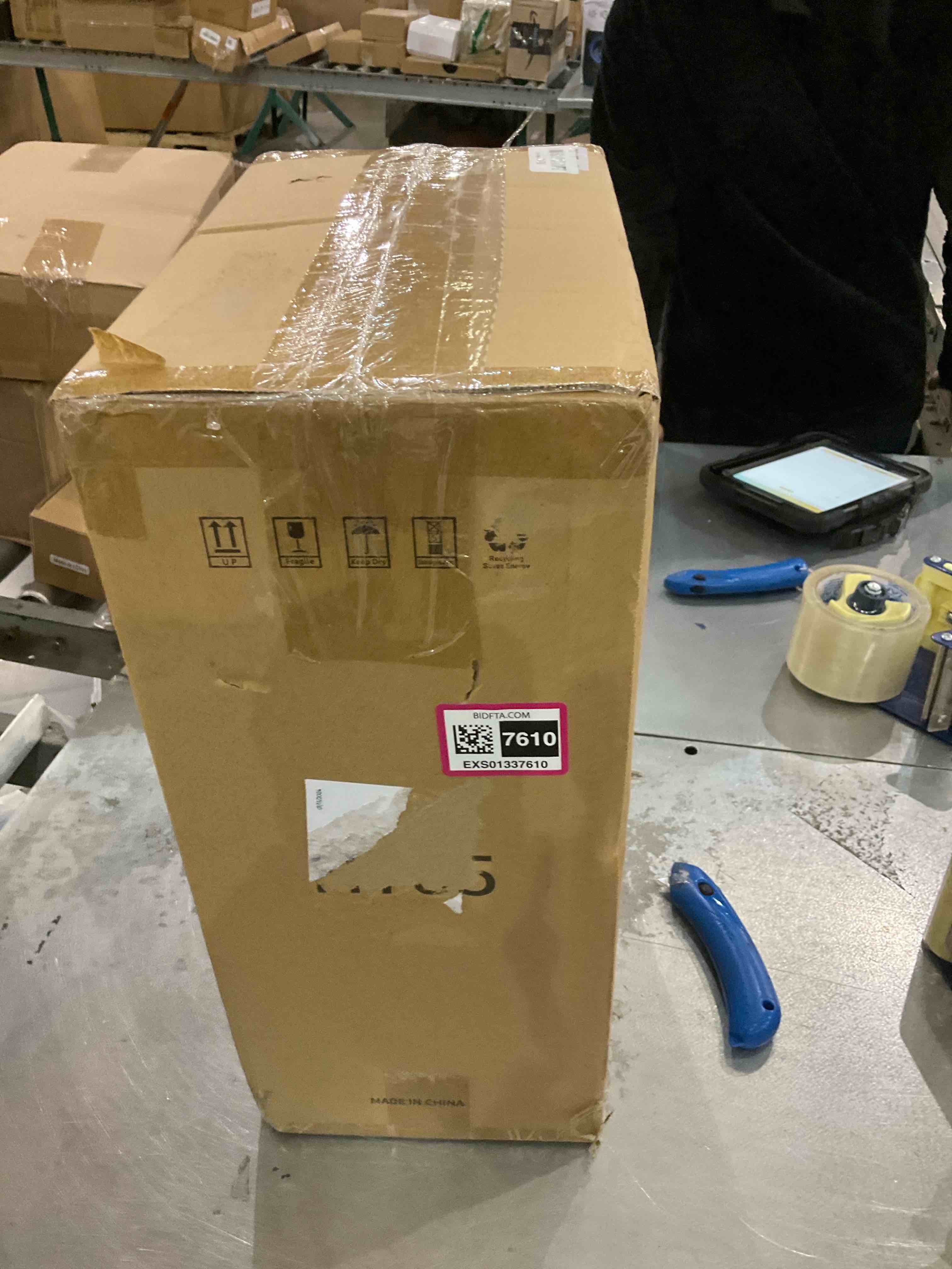https://s3.amazonaws.com/lotting-images-prod/BargainHunt/EXS01337610_1712683069031.jpeg